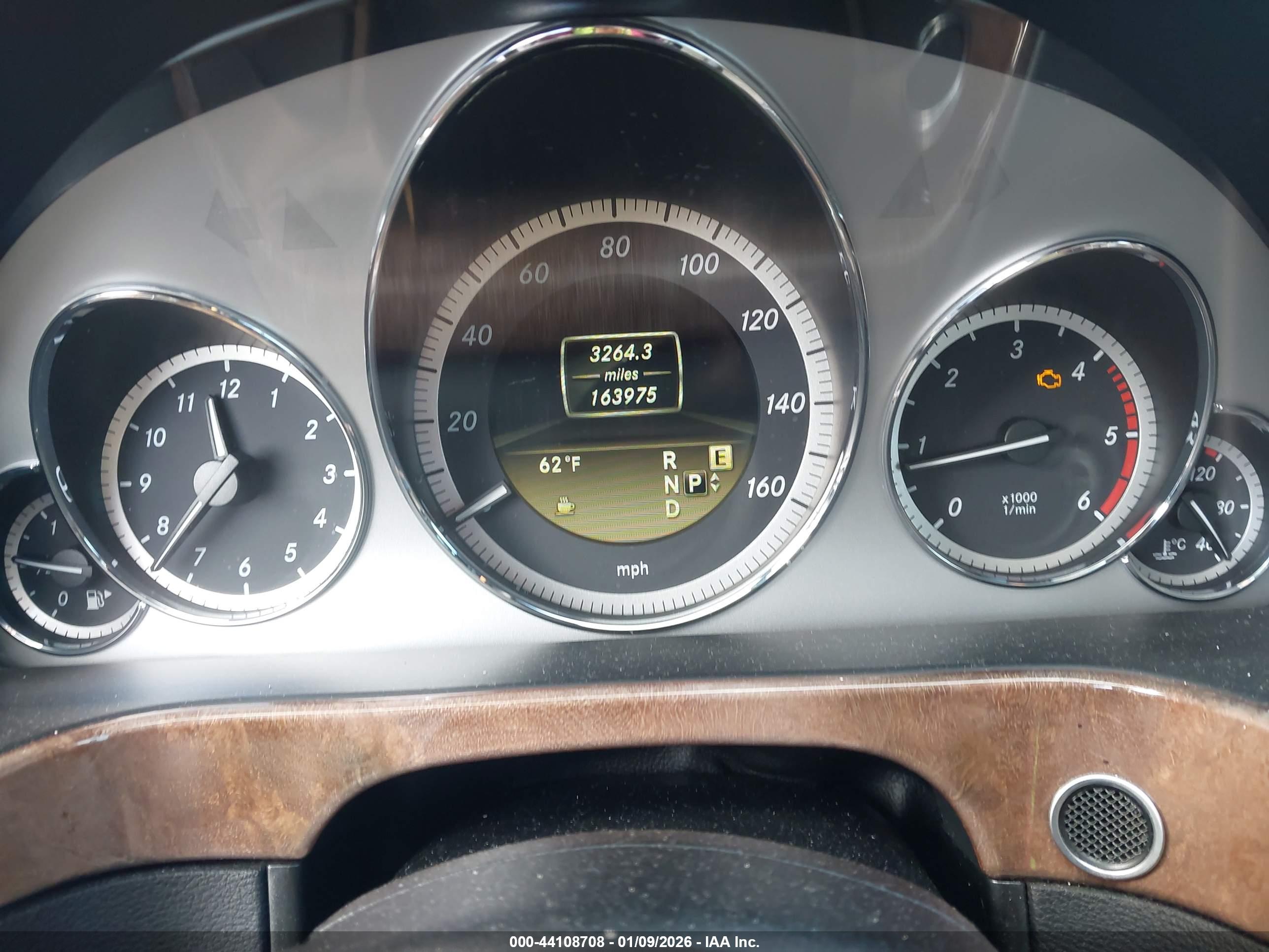 MERCEDES-BENZ E image 7