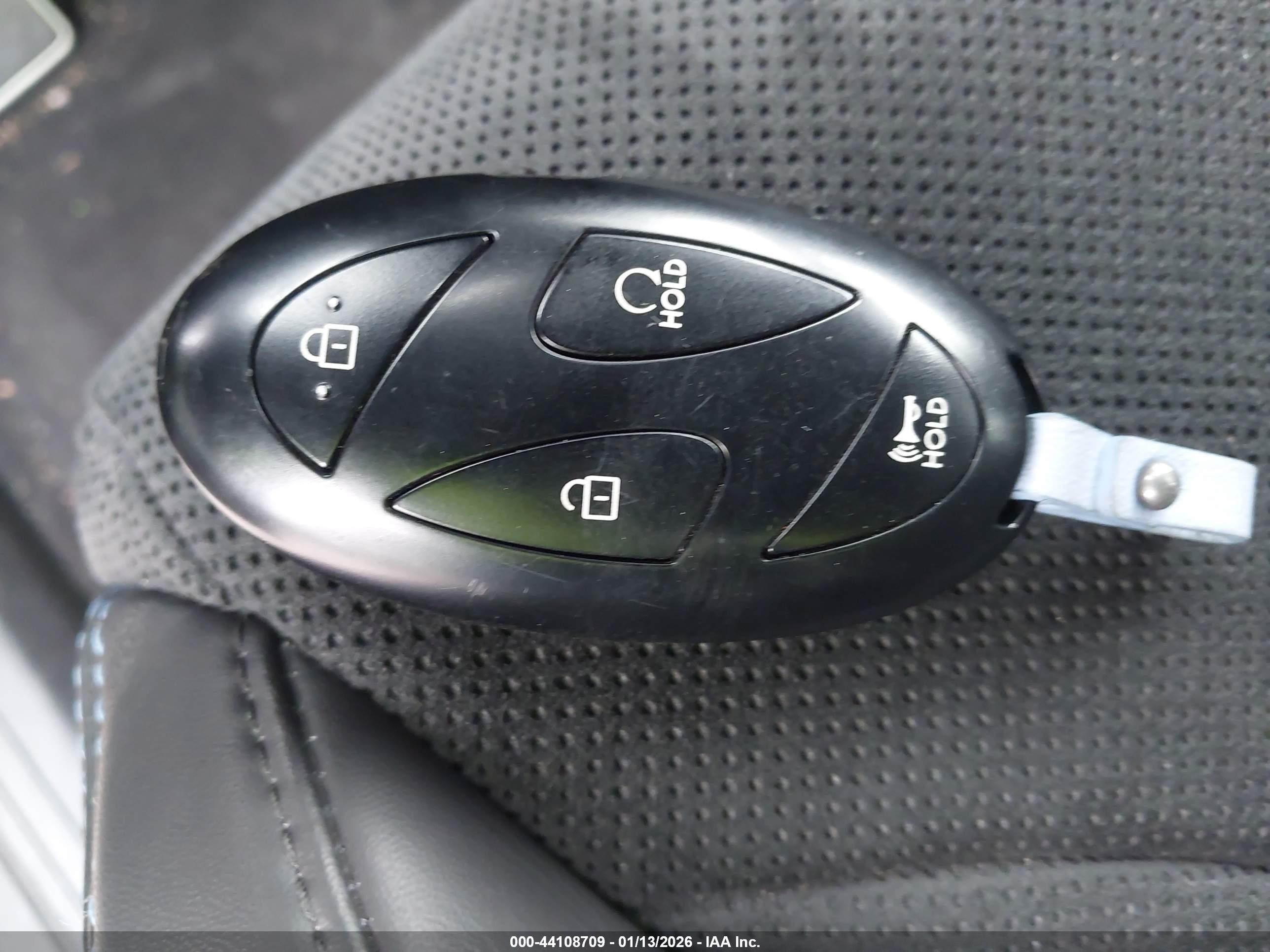 HYUNDAI IONIQ image 11