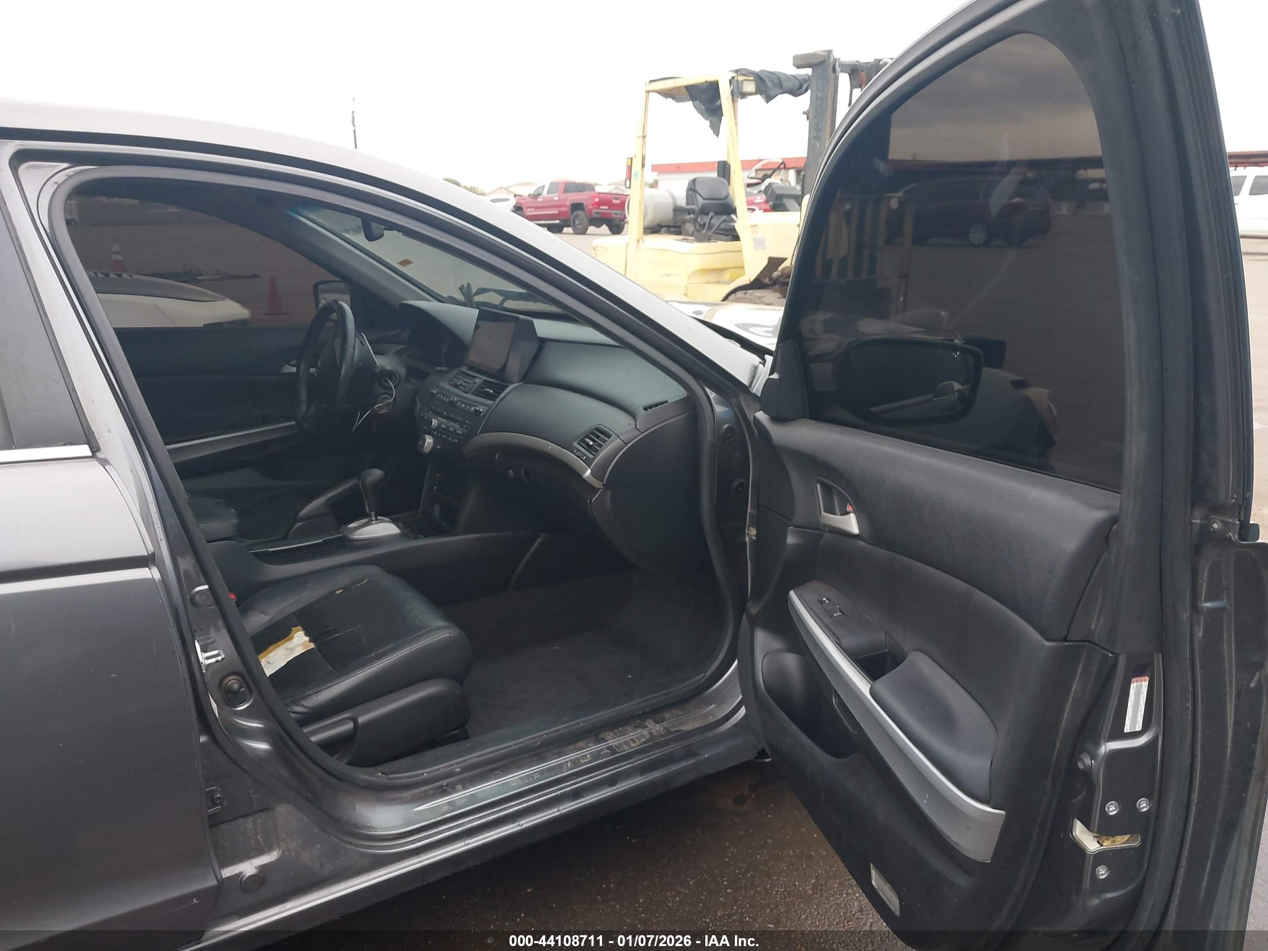 HONDA ACCORD image 5