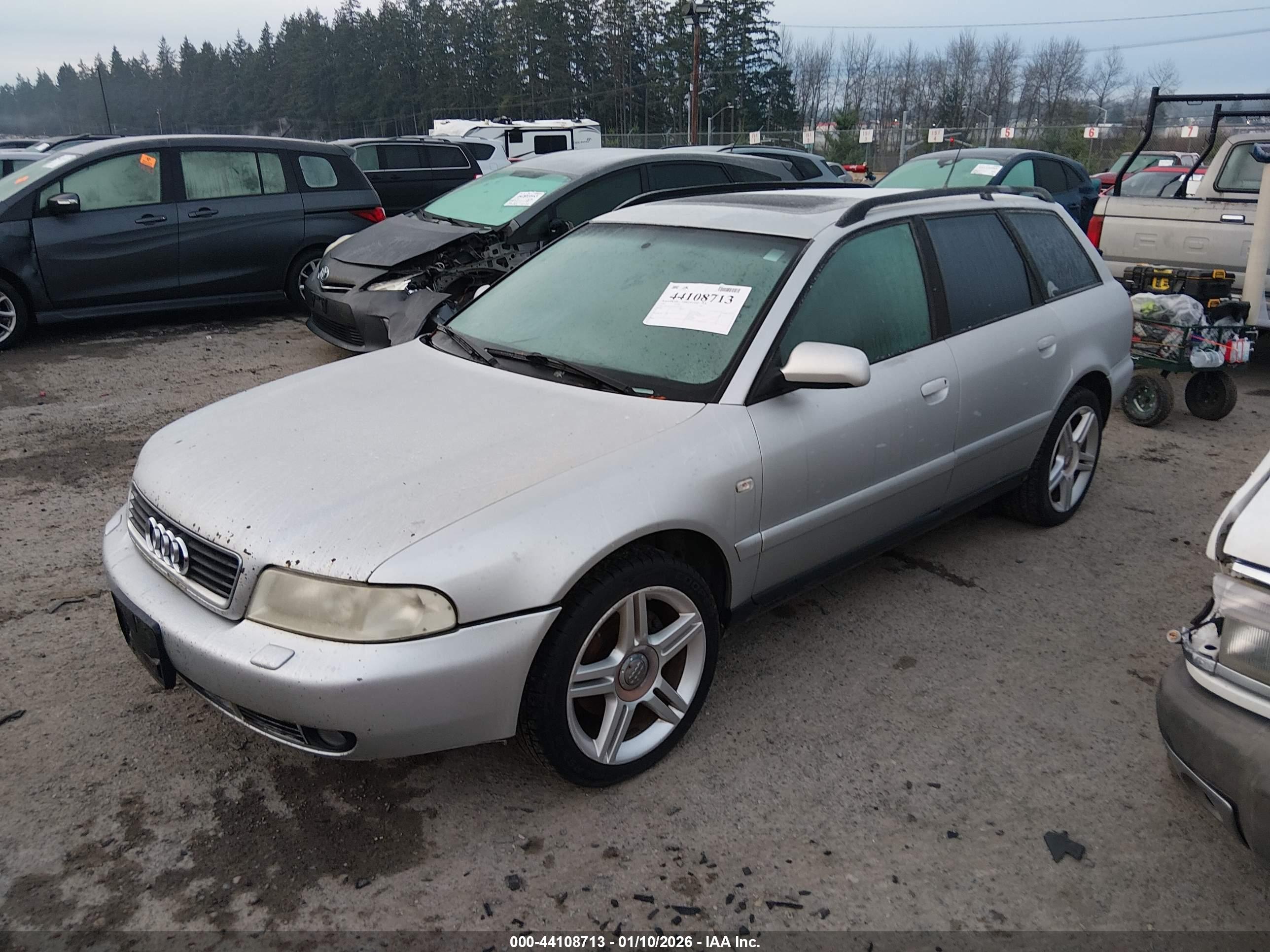 AUDI A4 image 2