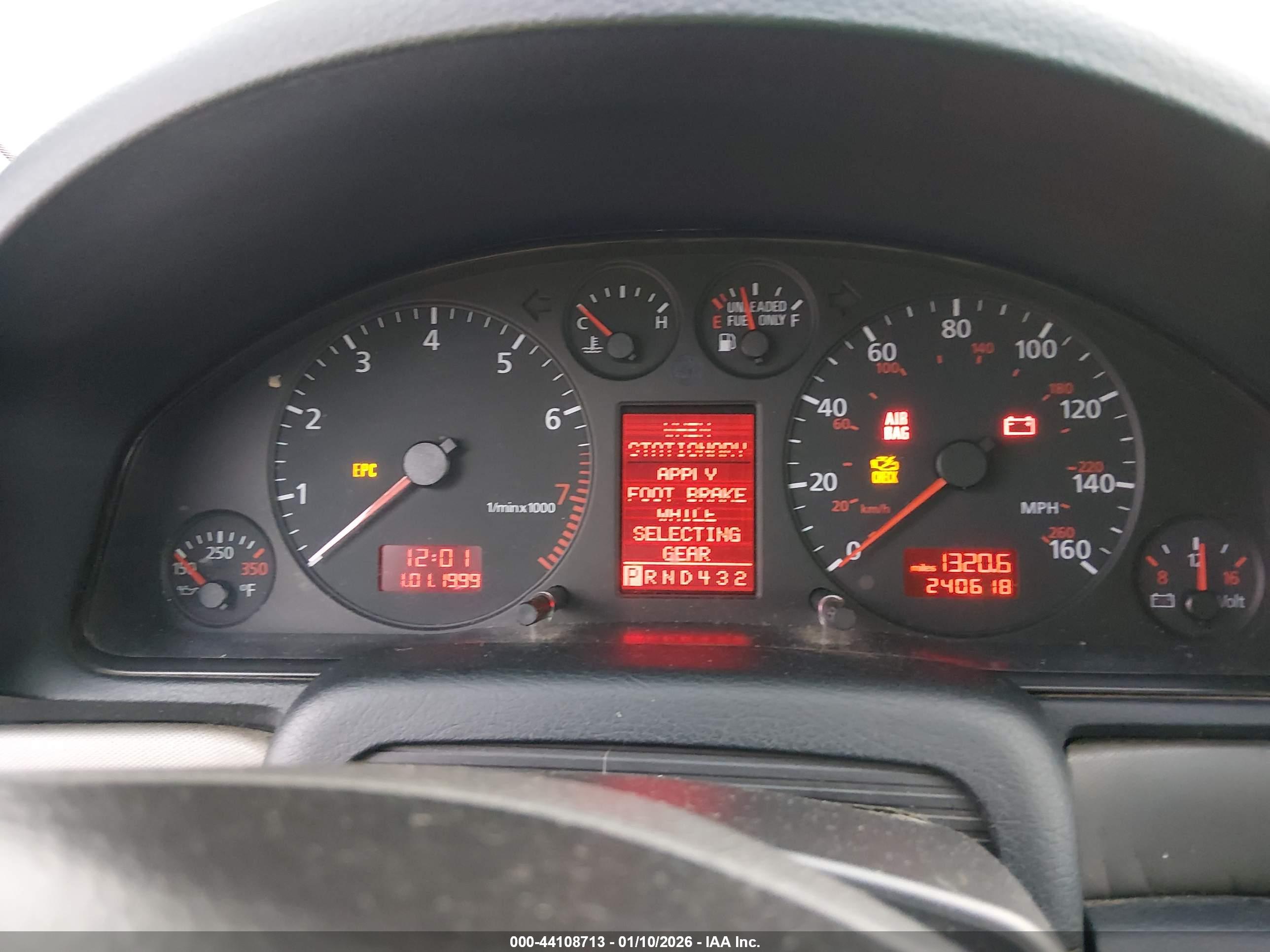AUDI A4 image 7