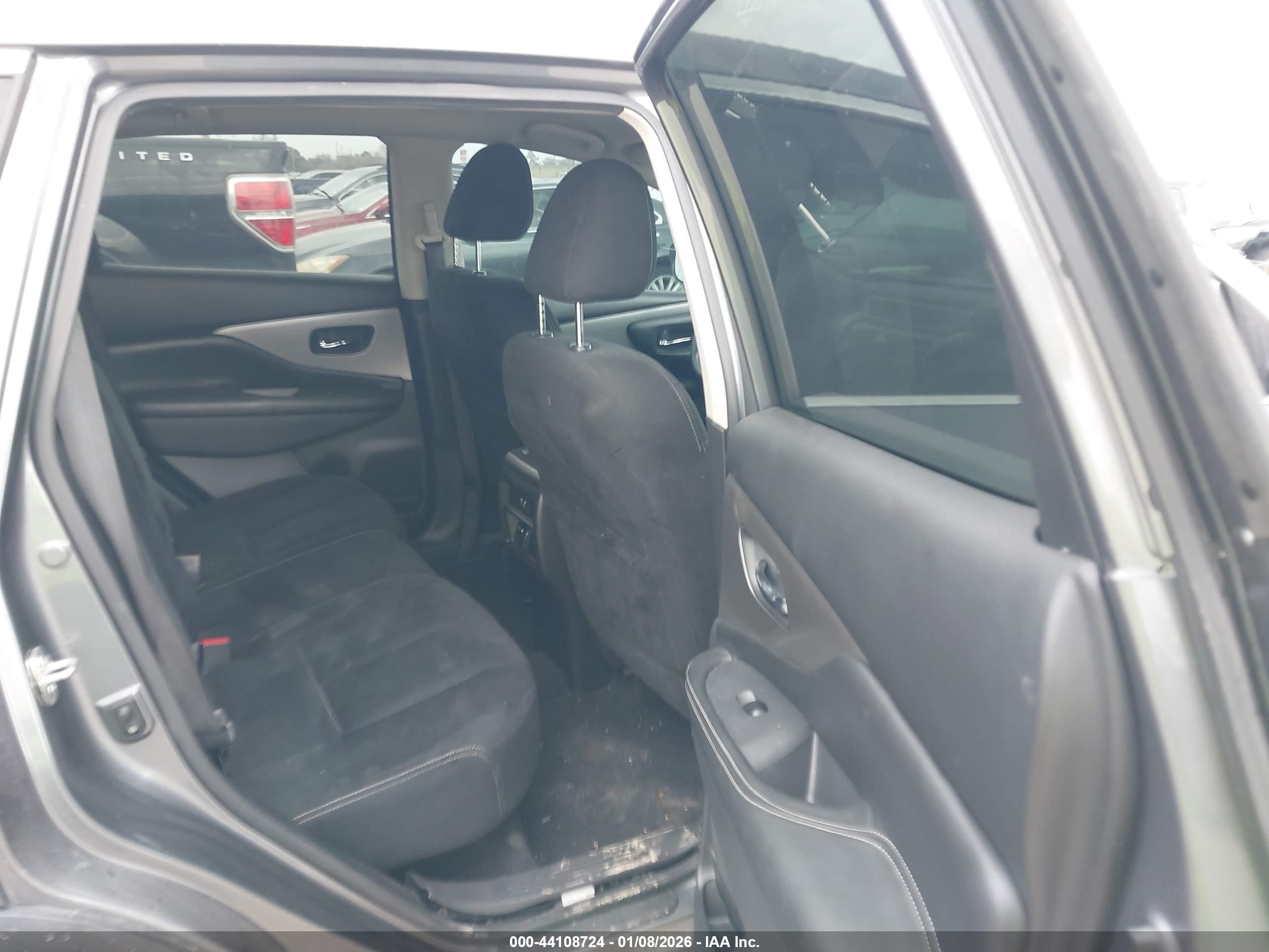 NISSAN MURANO image 8
