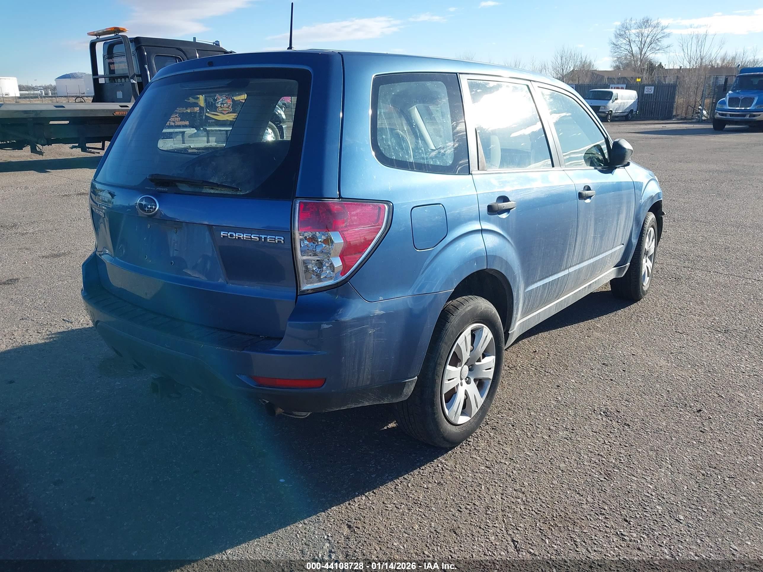 SUBARU FORESTER image 4