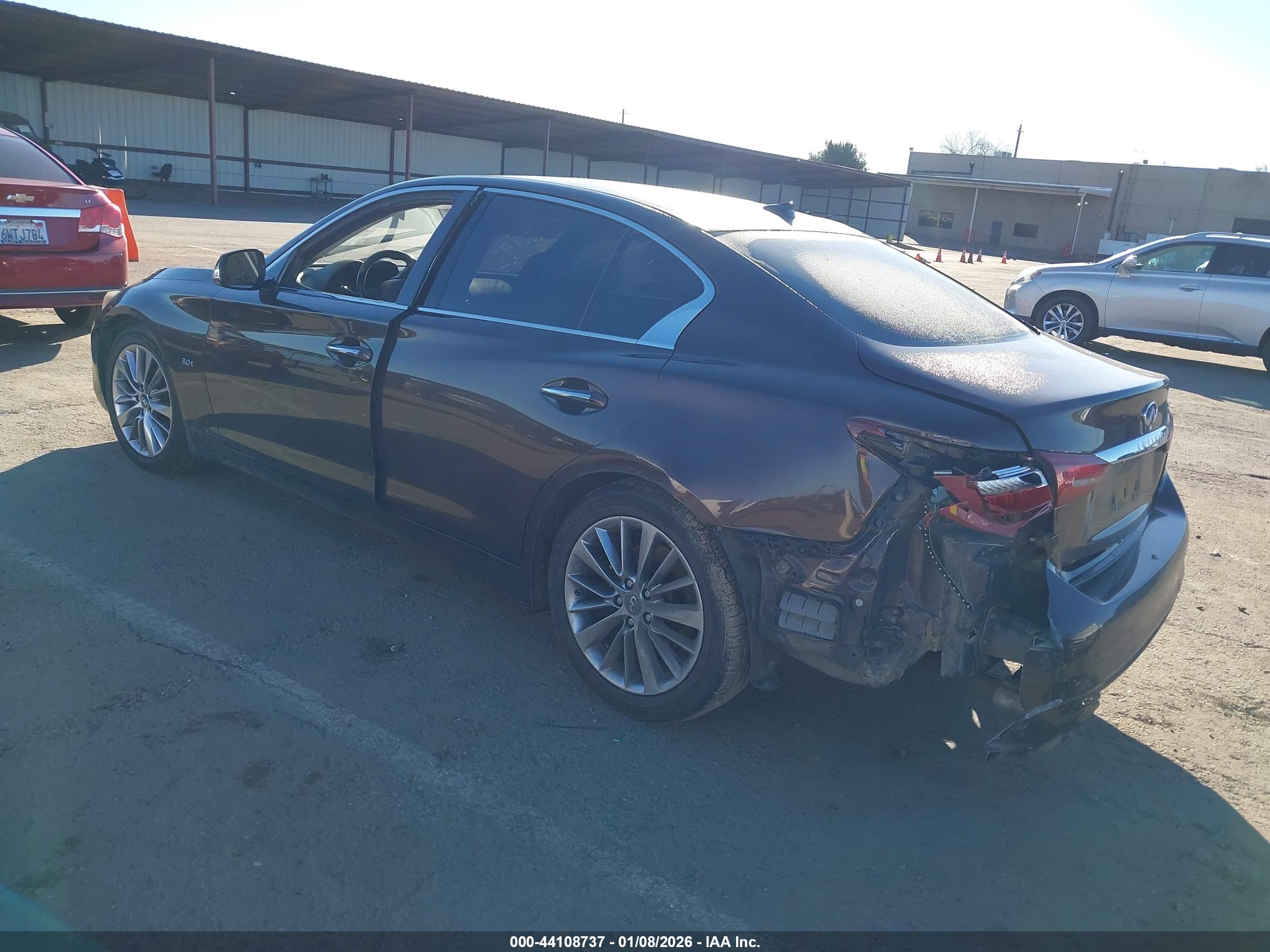INFINITI Q50 image 3