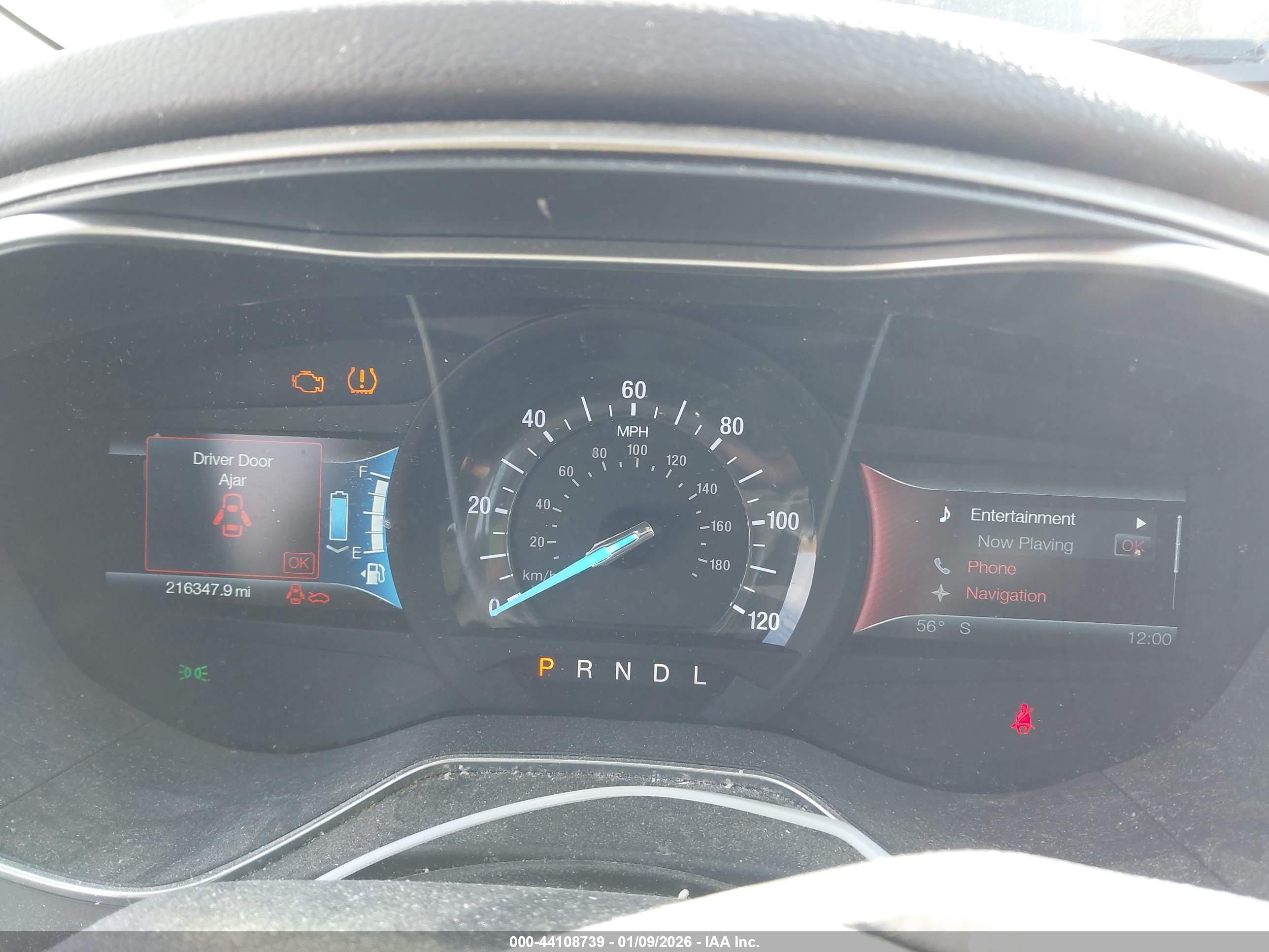 FORD FUSION image 7