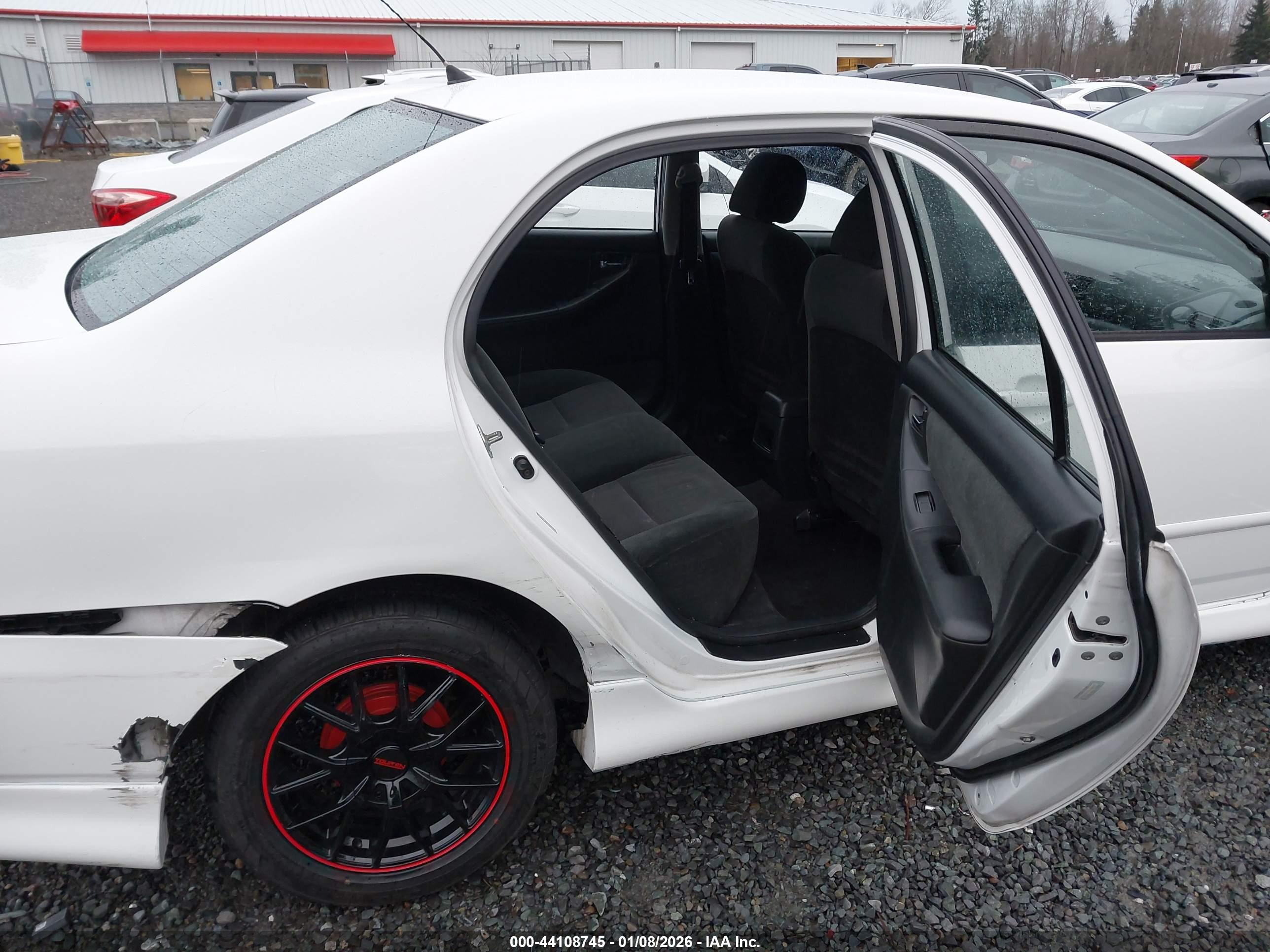 TOYOTA COROLLA image 8