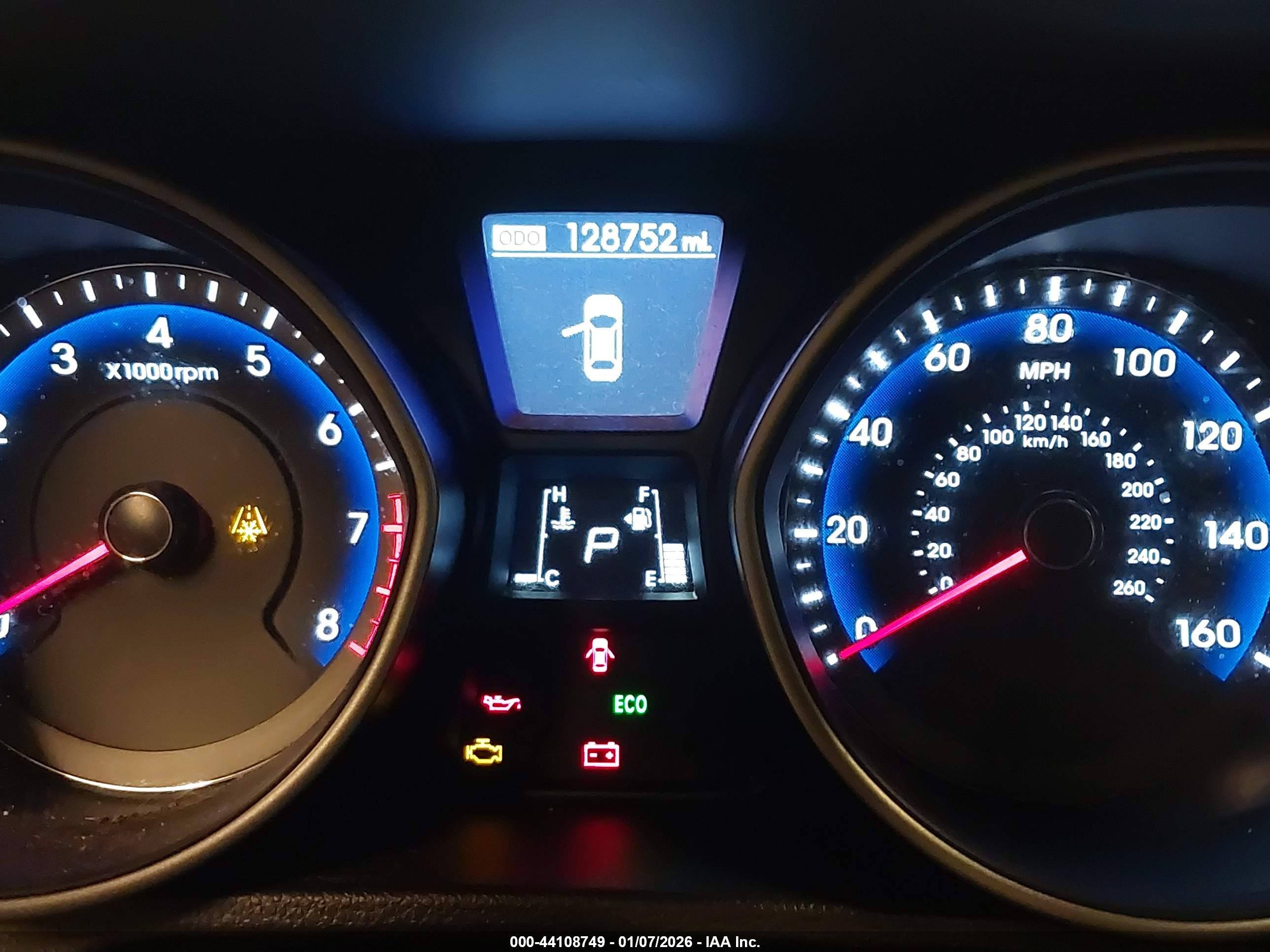 HYUNDAI ELANTRA image 7
