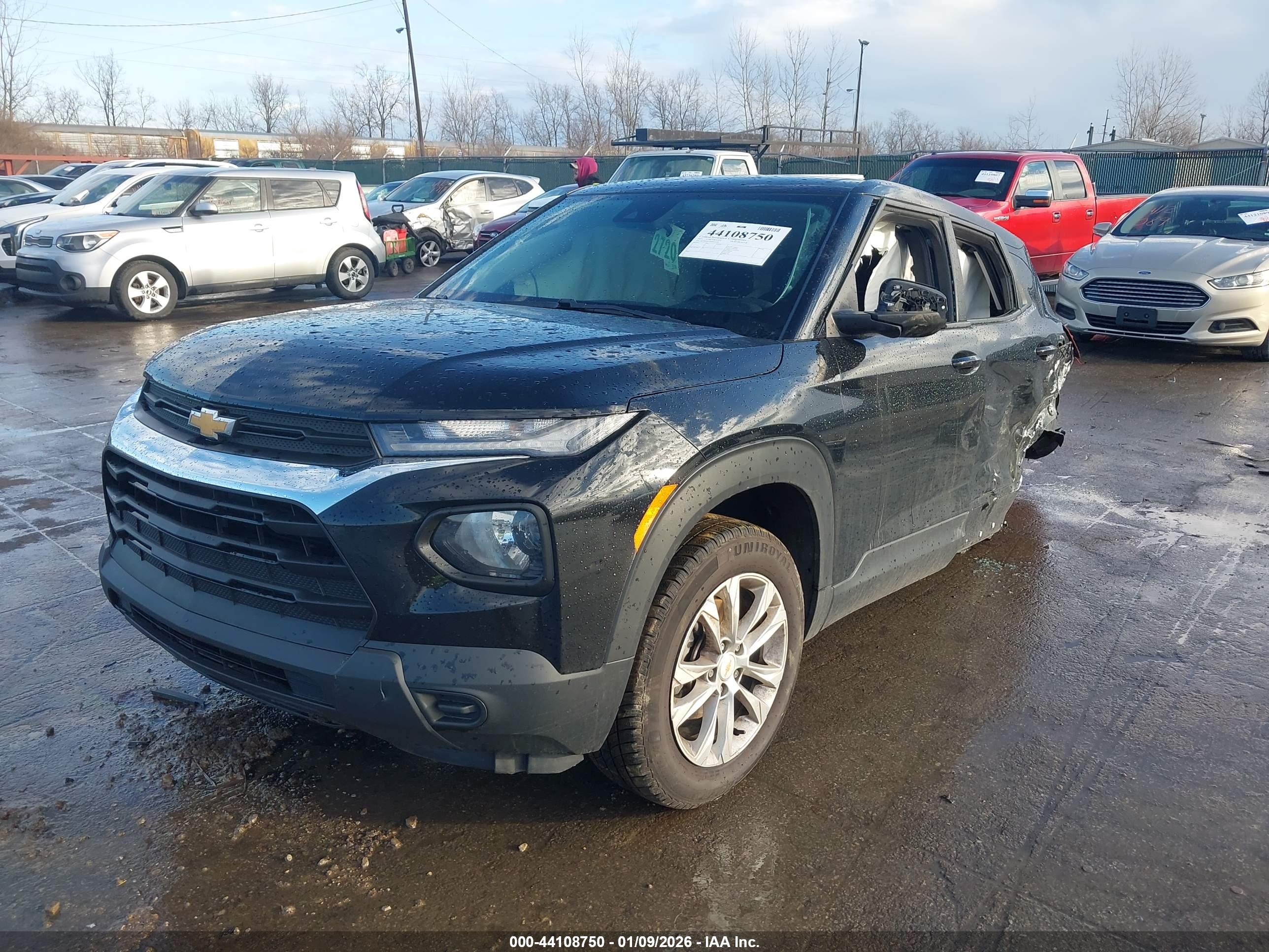 CHEVROLET TRAILBLAZER image 2