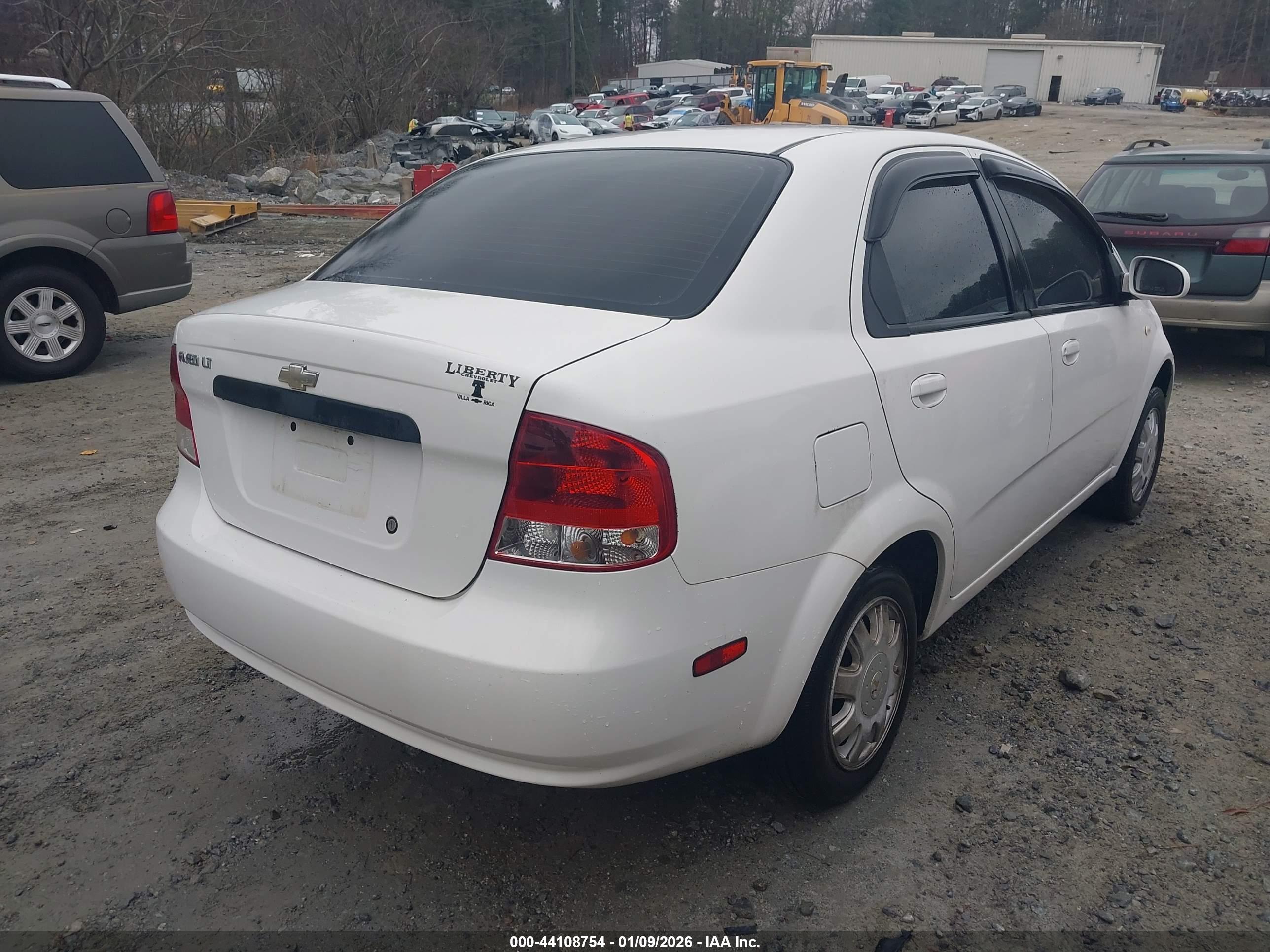 CHEVROLET AVEO image 4