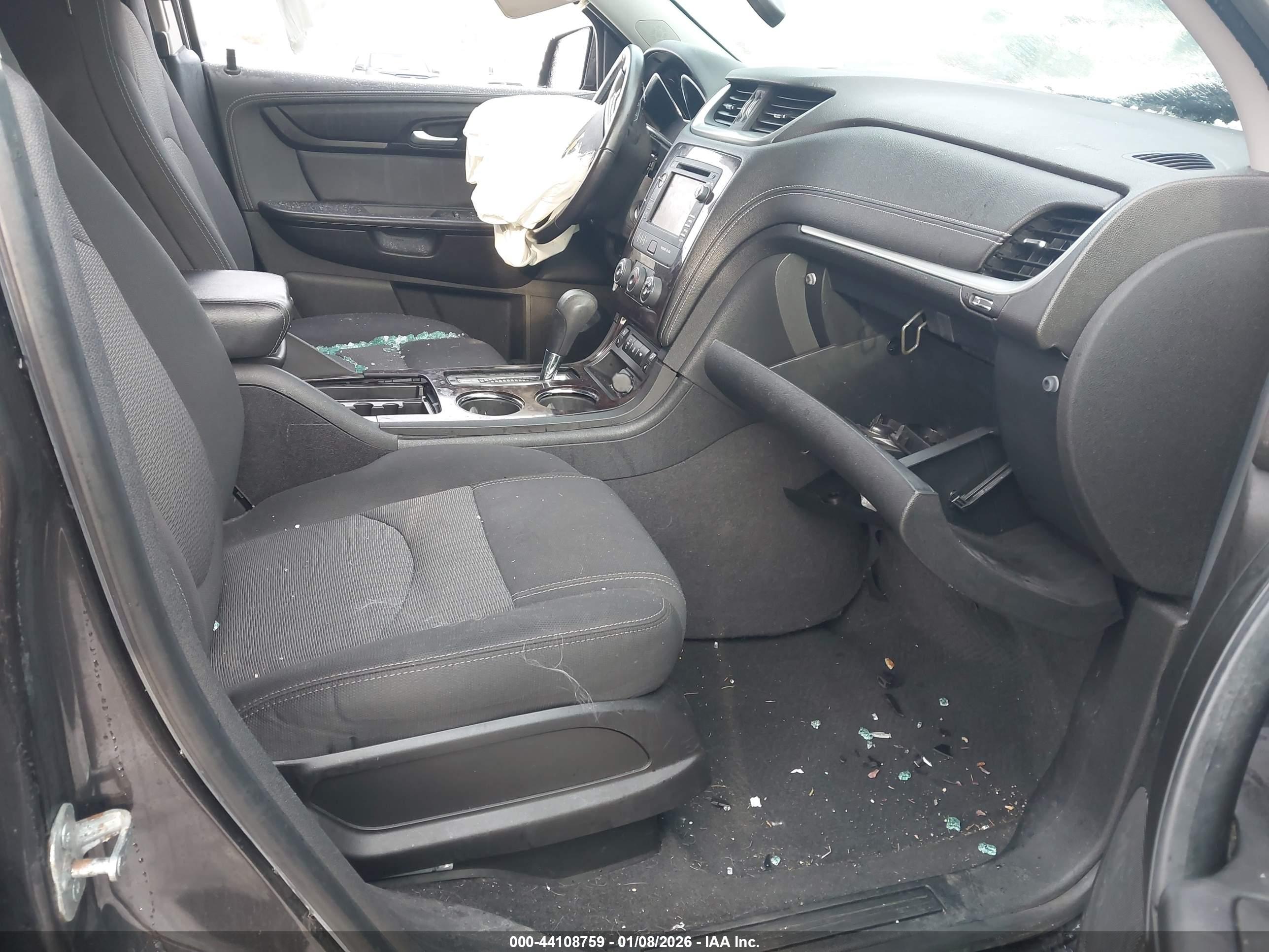 CHEVROLET TRAVERSE image 5