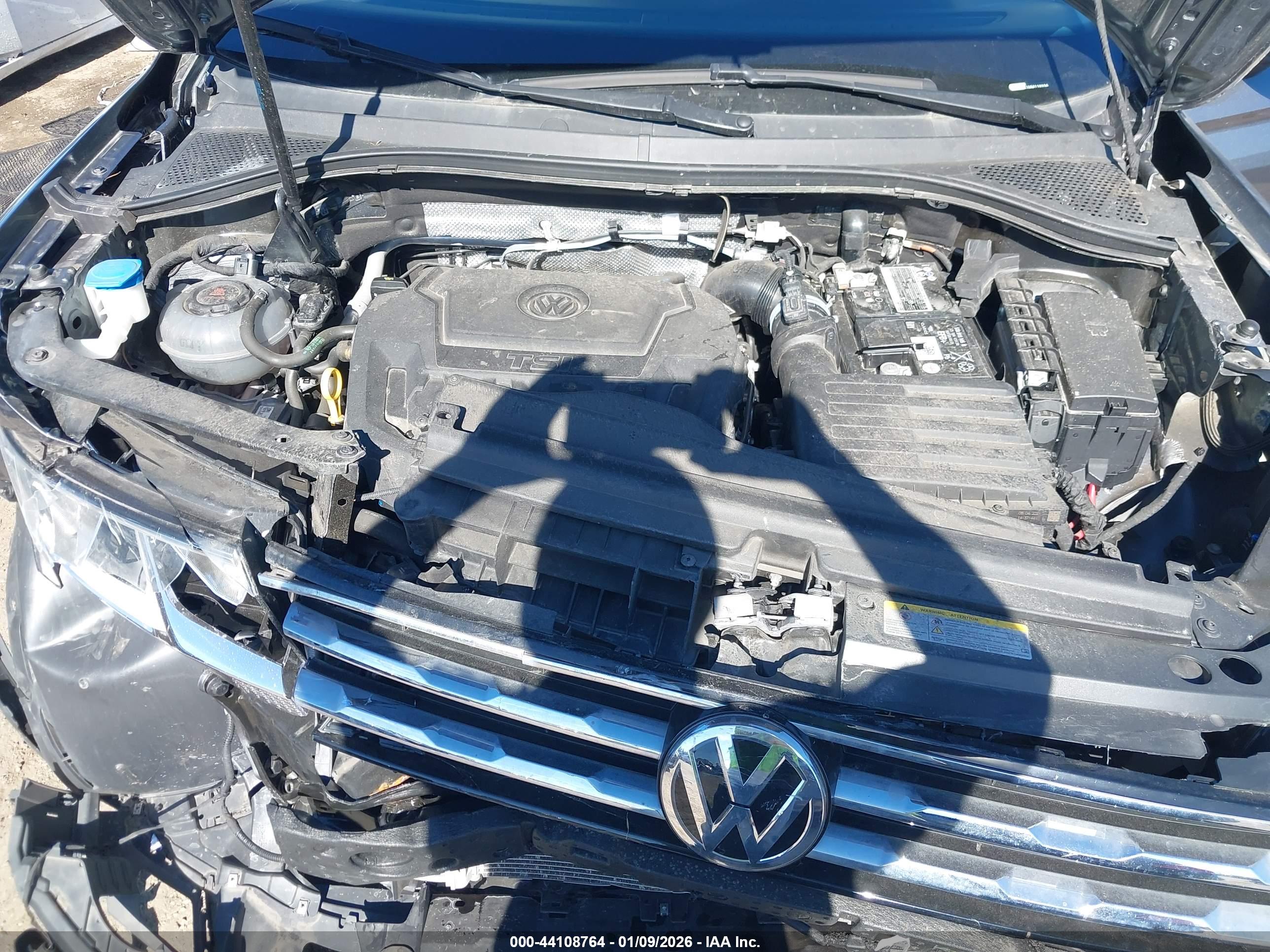 VOLKSWAGEN TIGUAN image 10