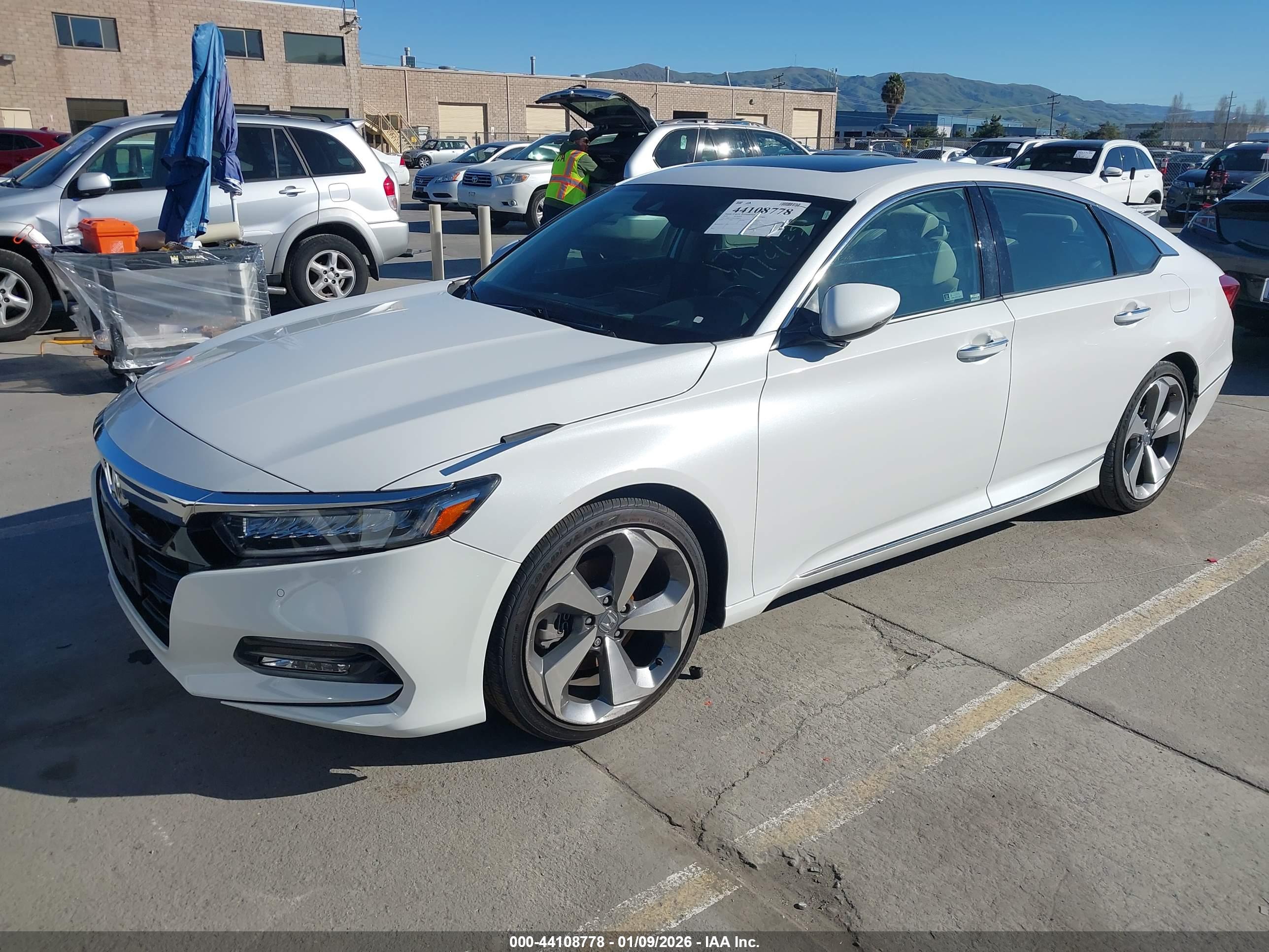 HONDA ACCORD image 2