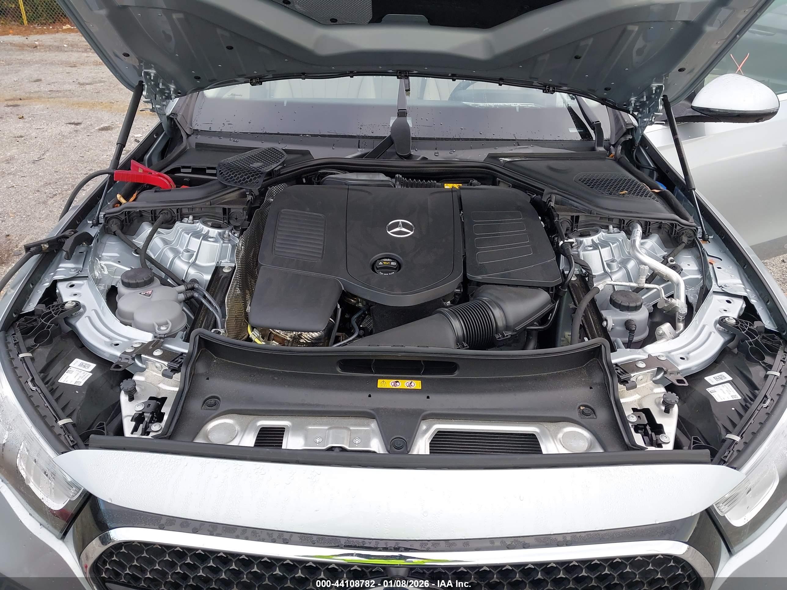 MERCEDES-BENZ E image 10
