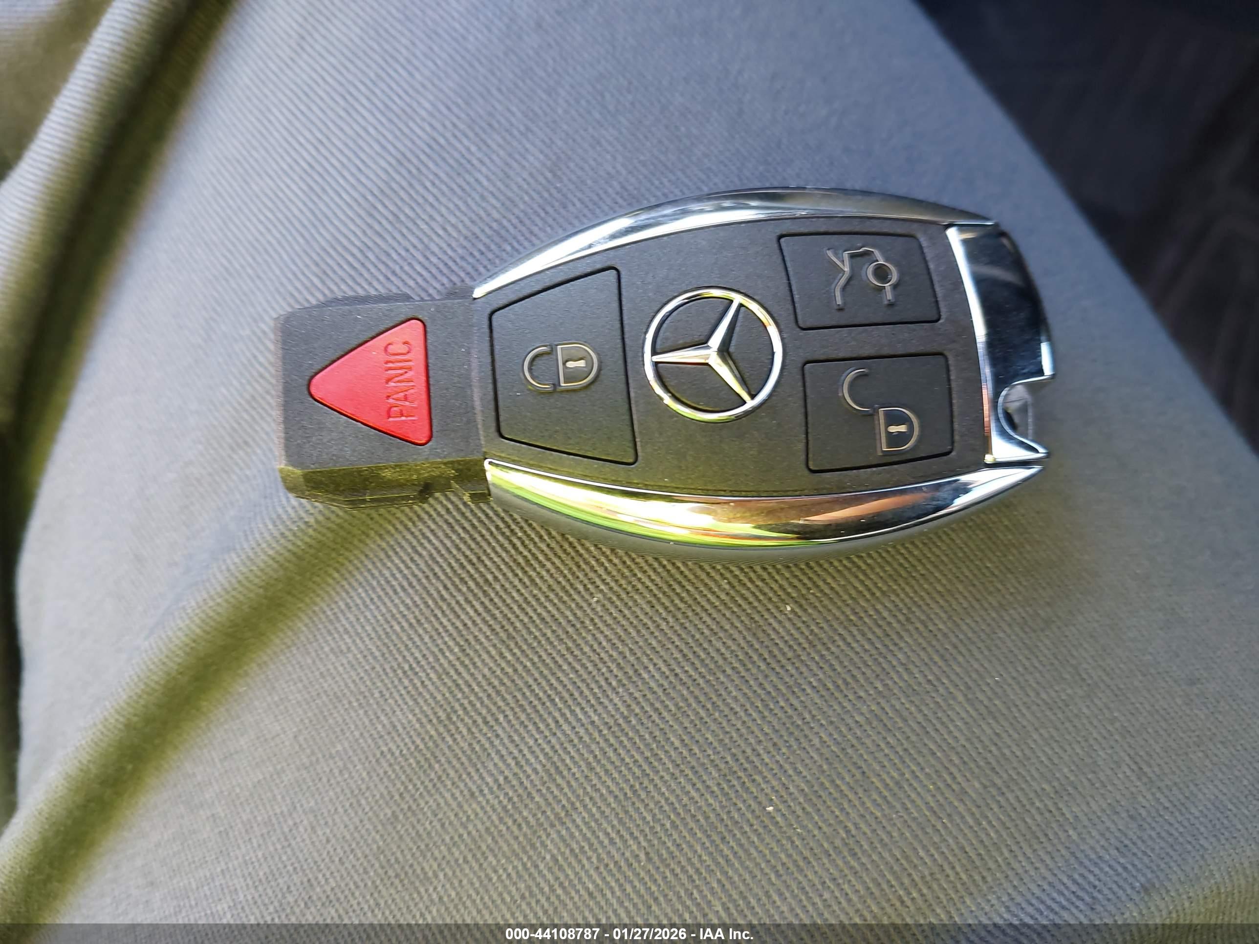 MERCEDES-BENZ C image 11