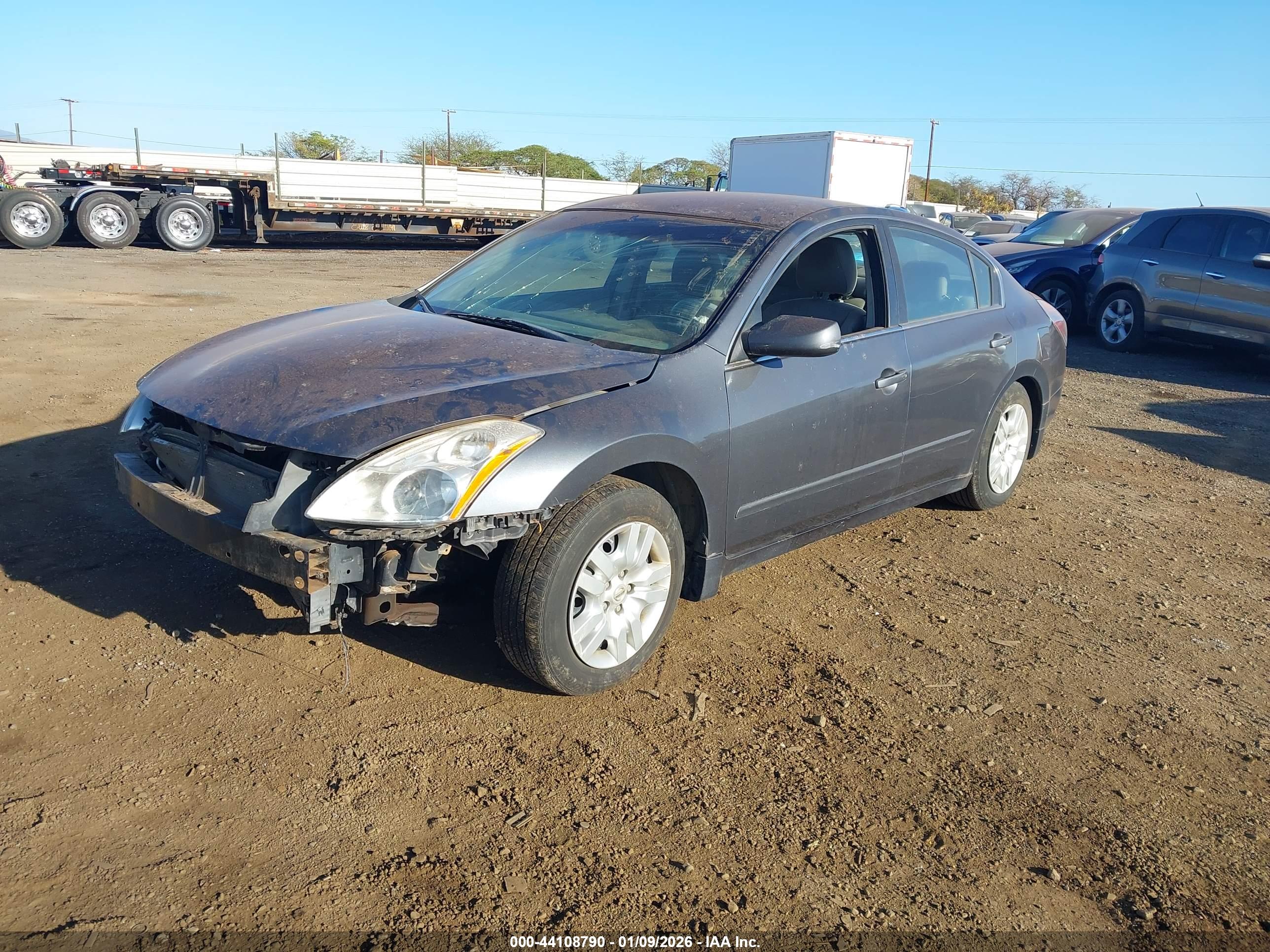 NISSAN ALTIMA image 2