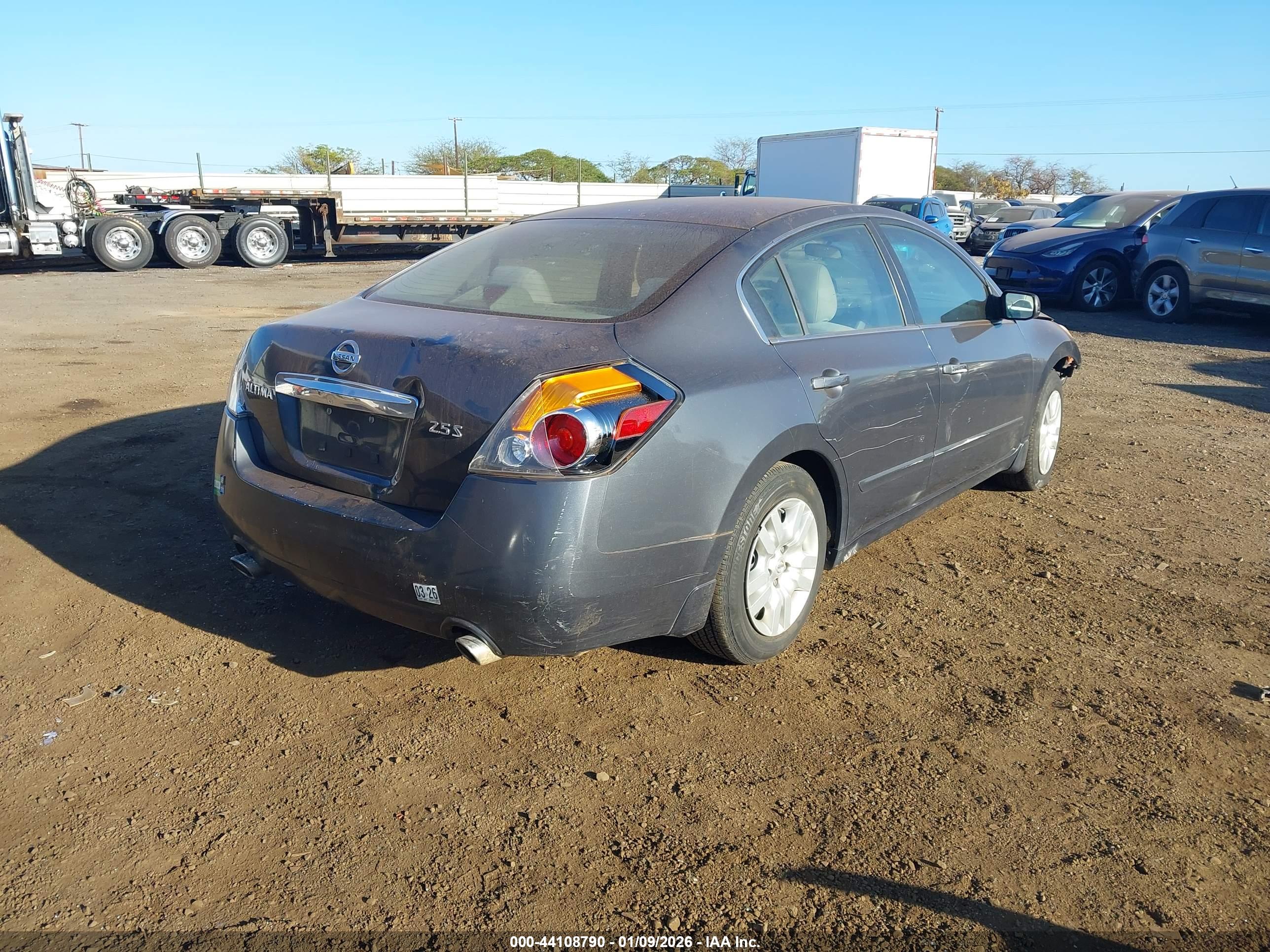 NISSAN ALTIMA image 4