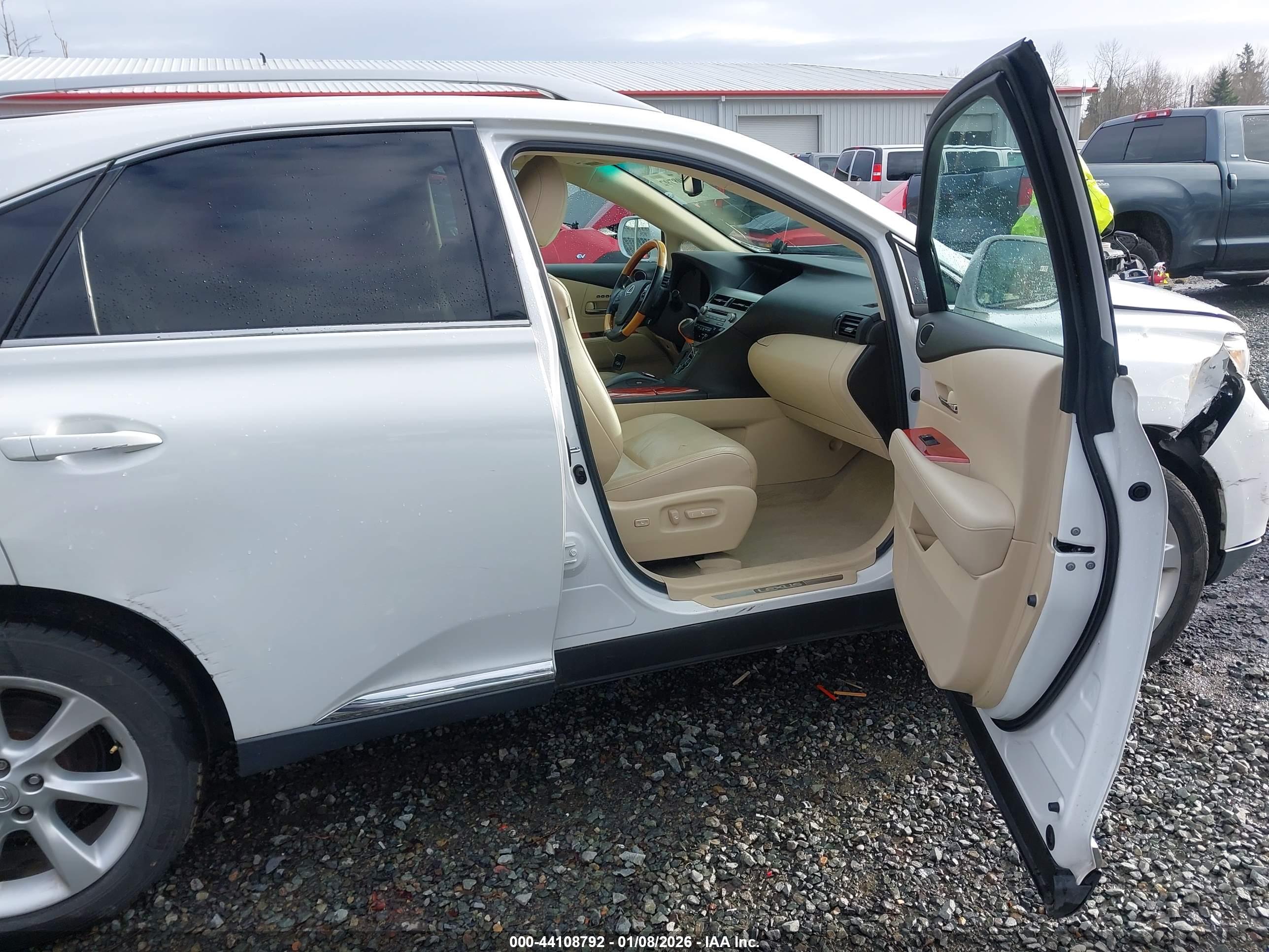 LEXUS RX image 5