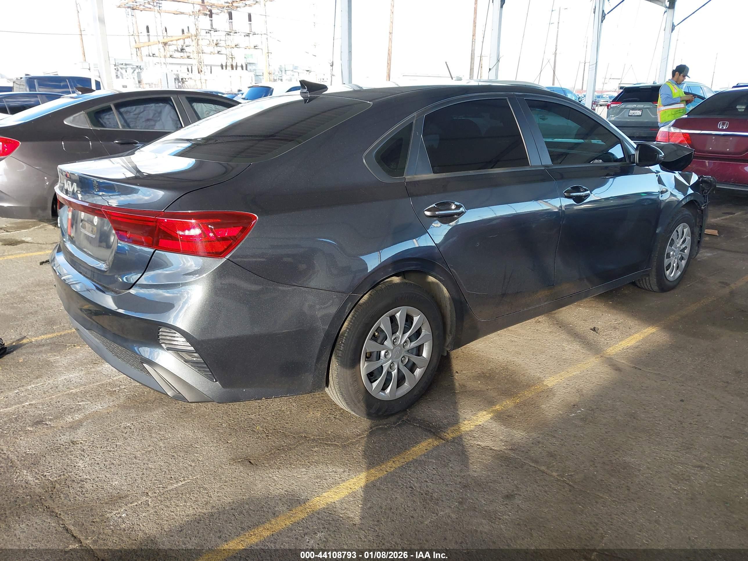 KIA FORTE image 4