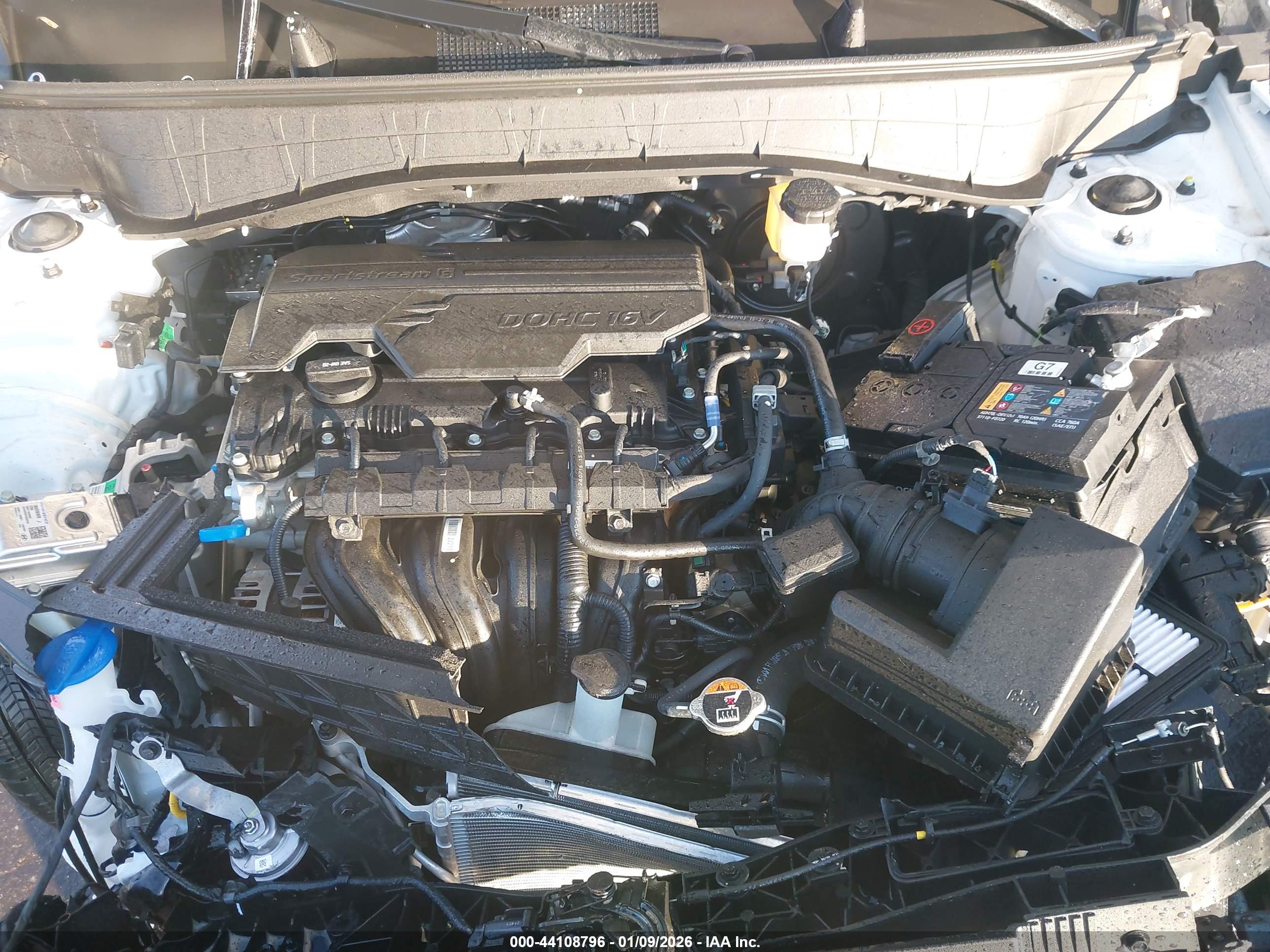 HYUNDAI KONA image 10