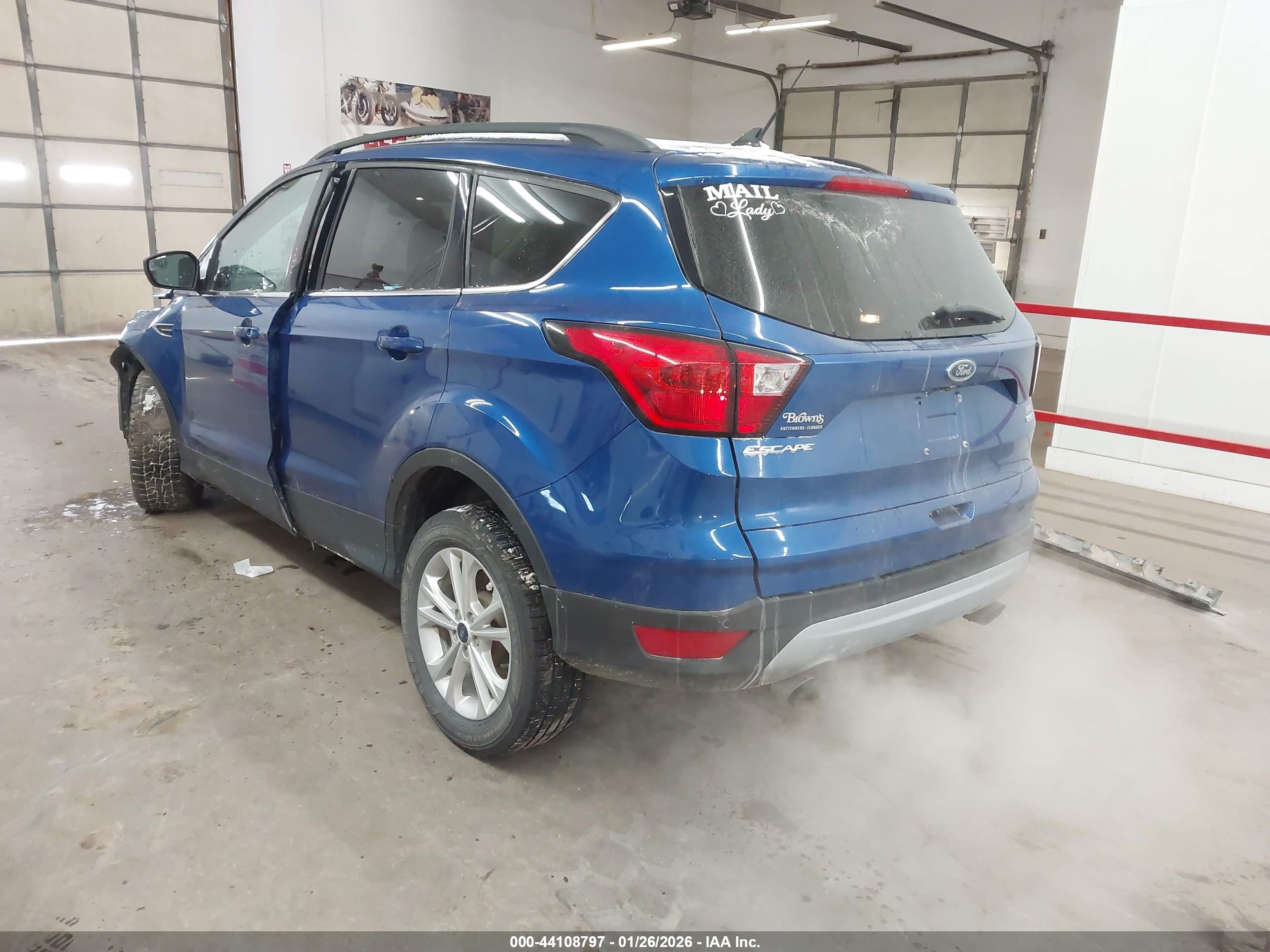 FORD ESCAPE image 3