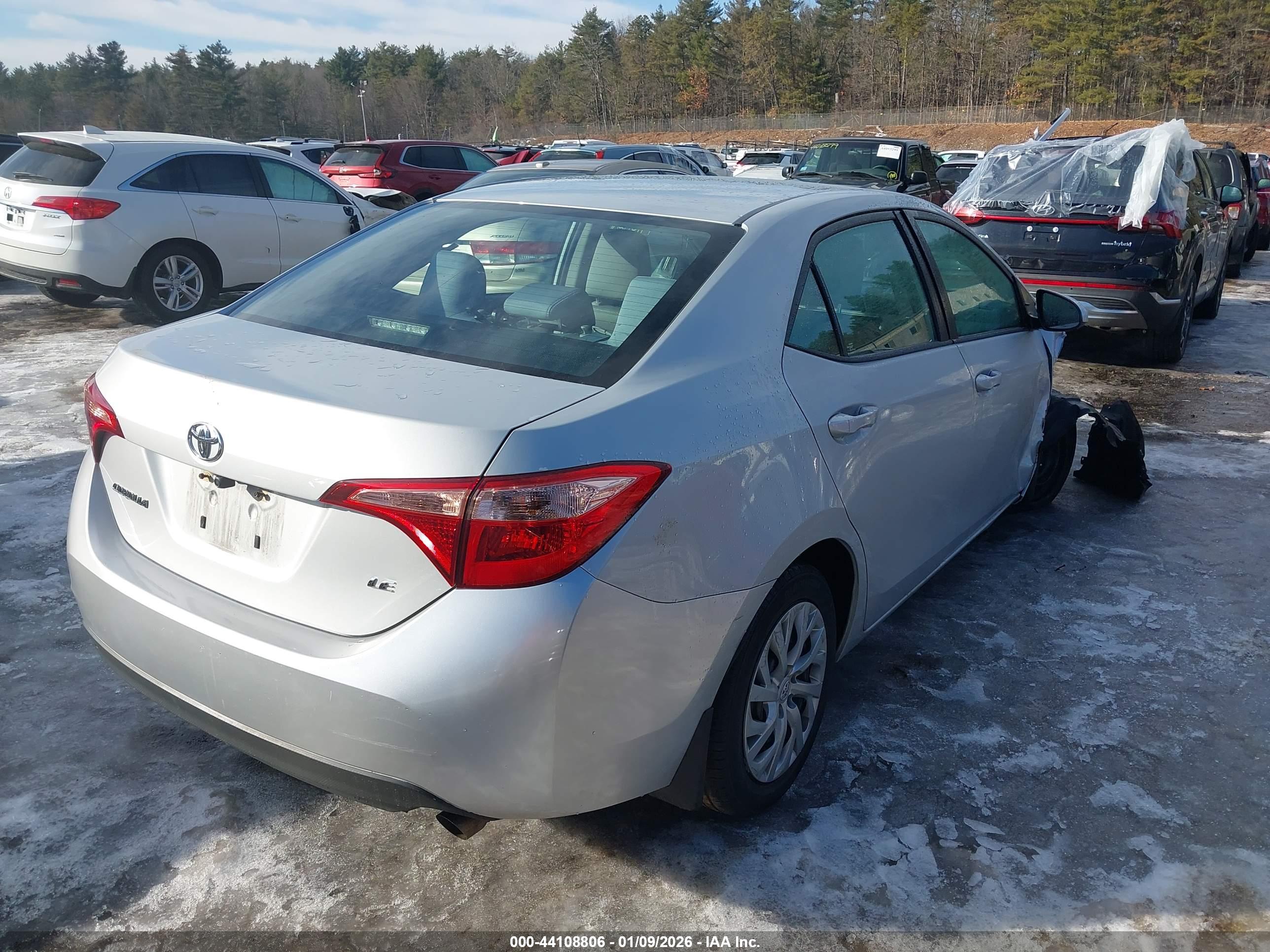 TOYOTA COROLLA image 4