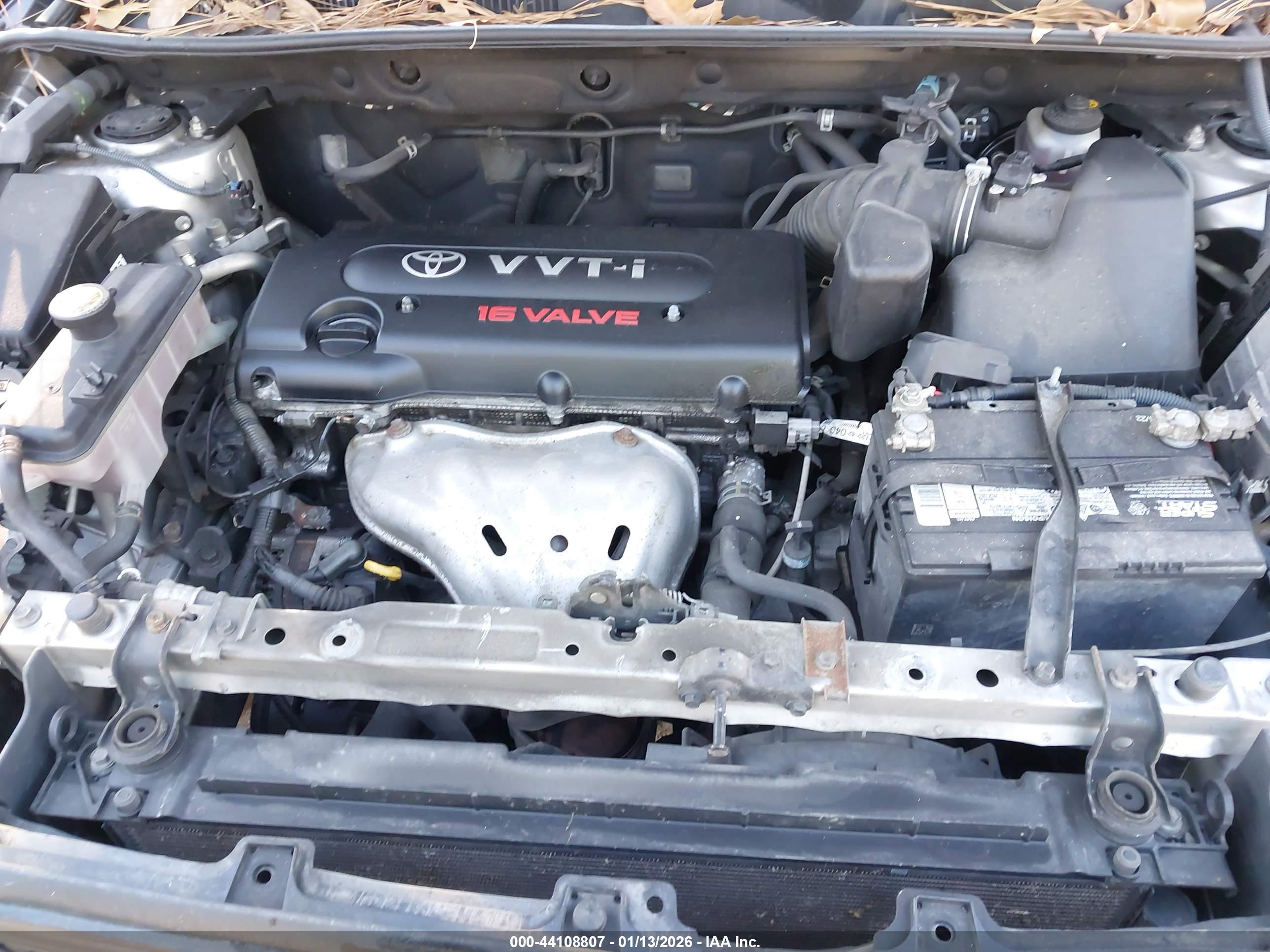 TOYOTA RAV4 image 10