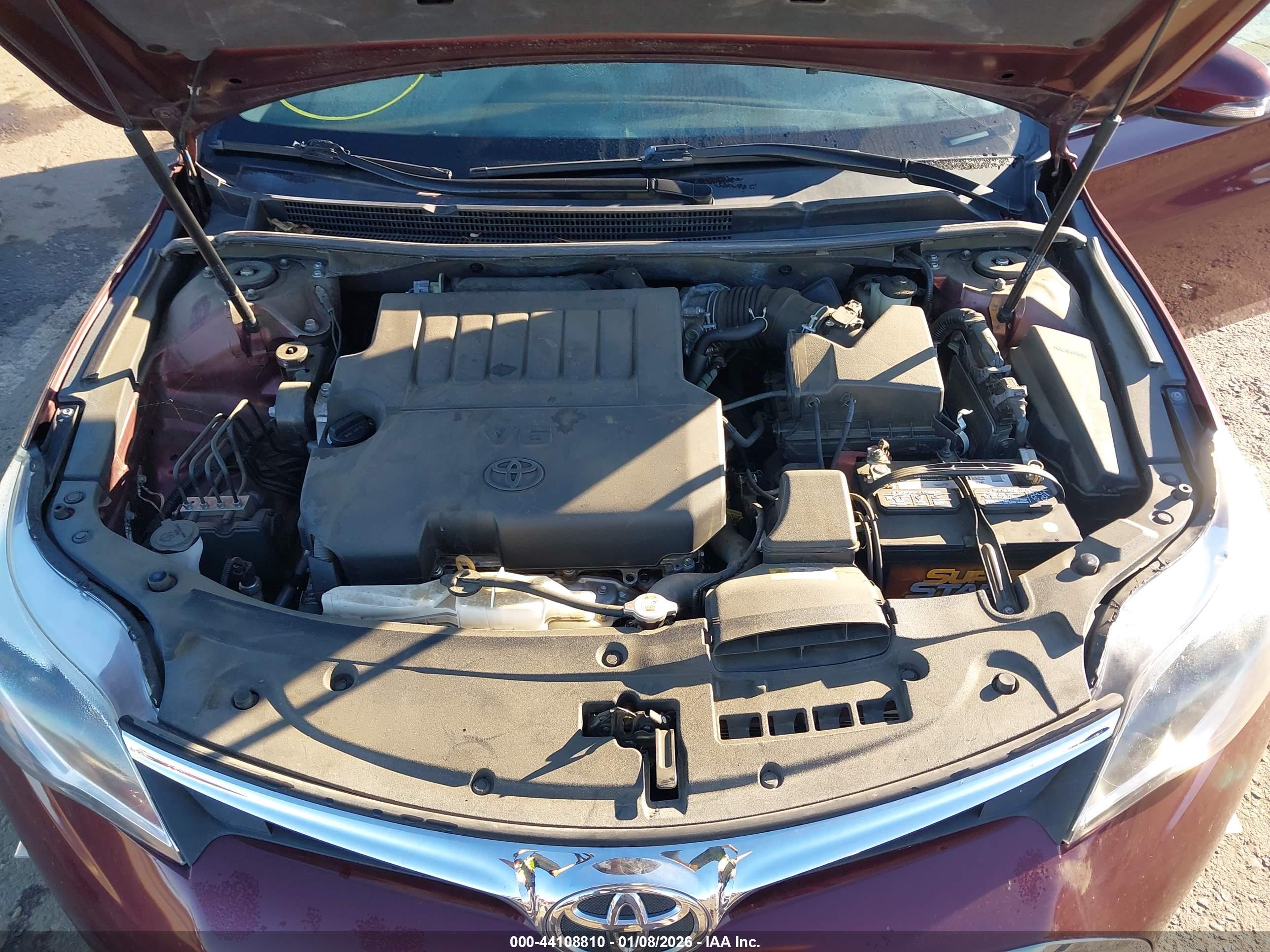 TOYOTA AVALON image 10