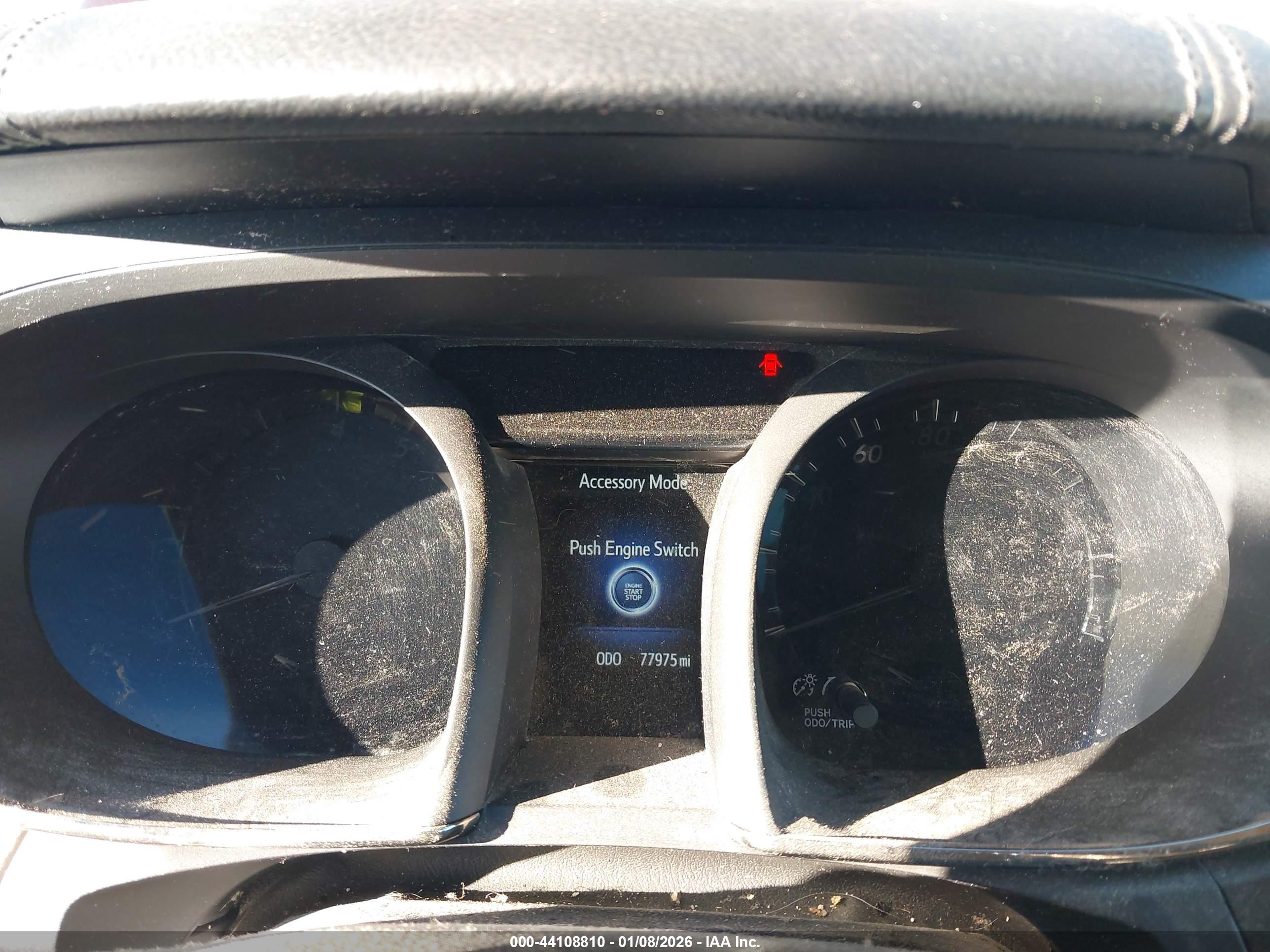TOYOTA AVALON image 7