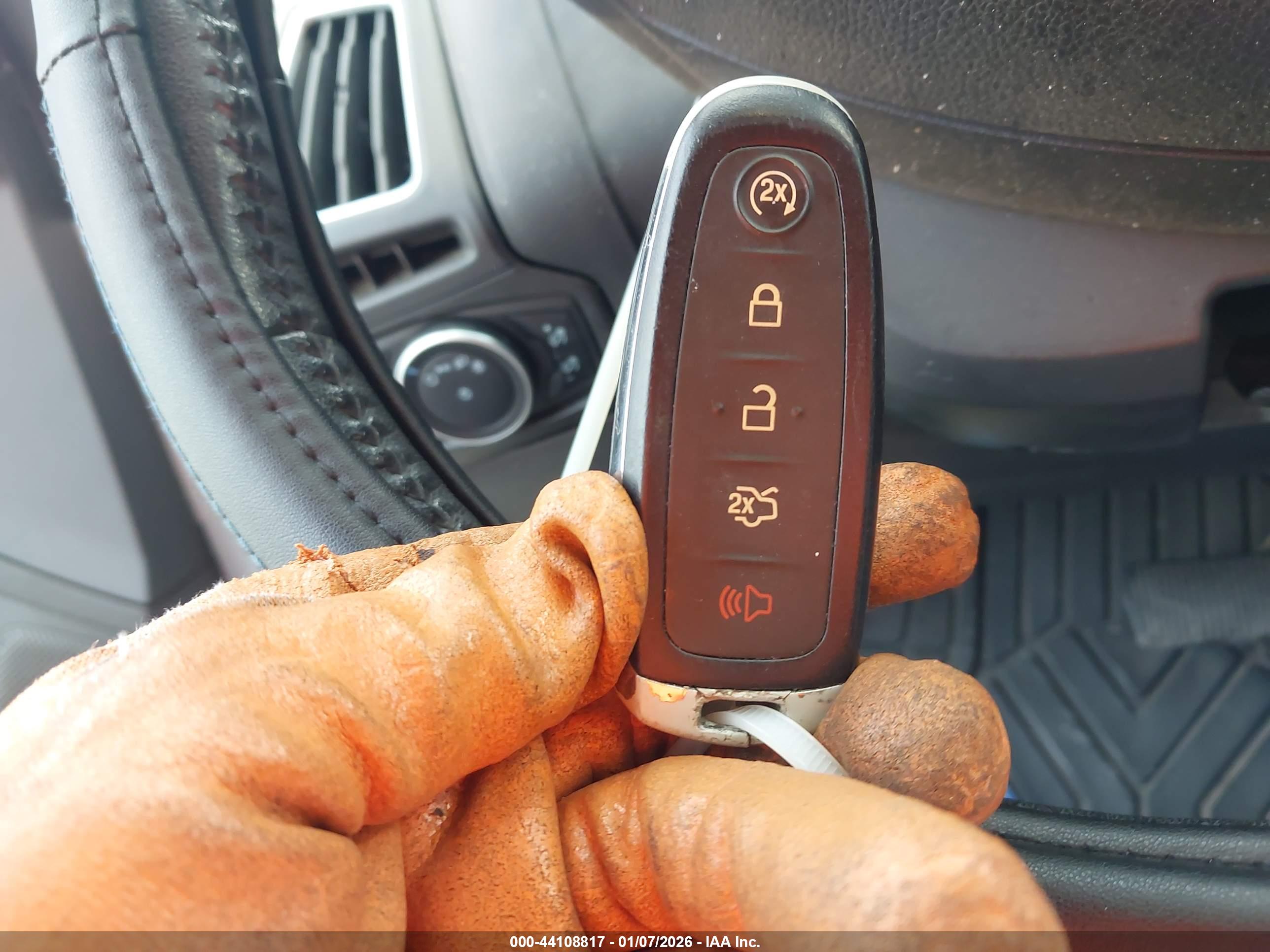 FORD FOCUS image 11