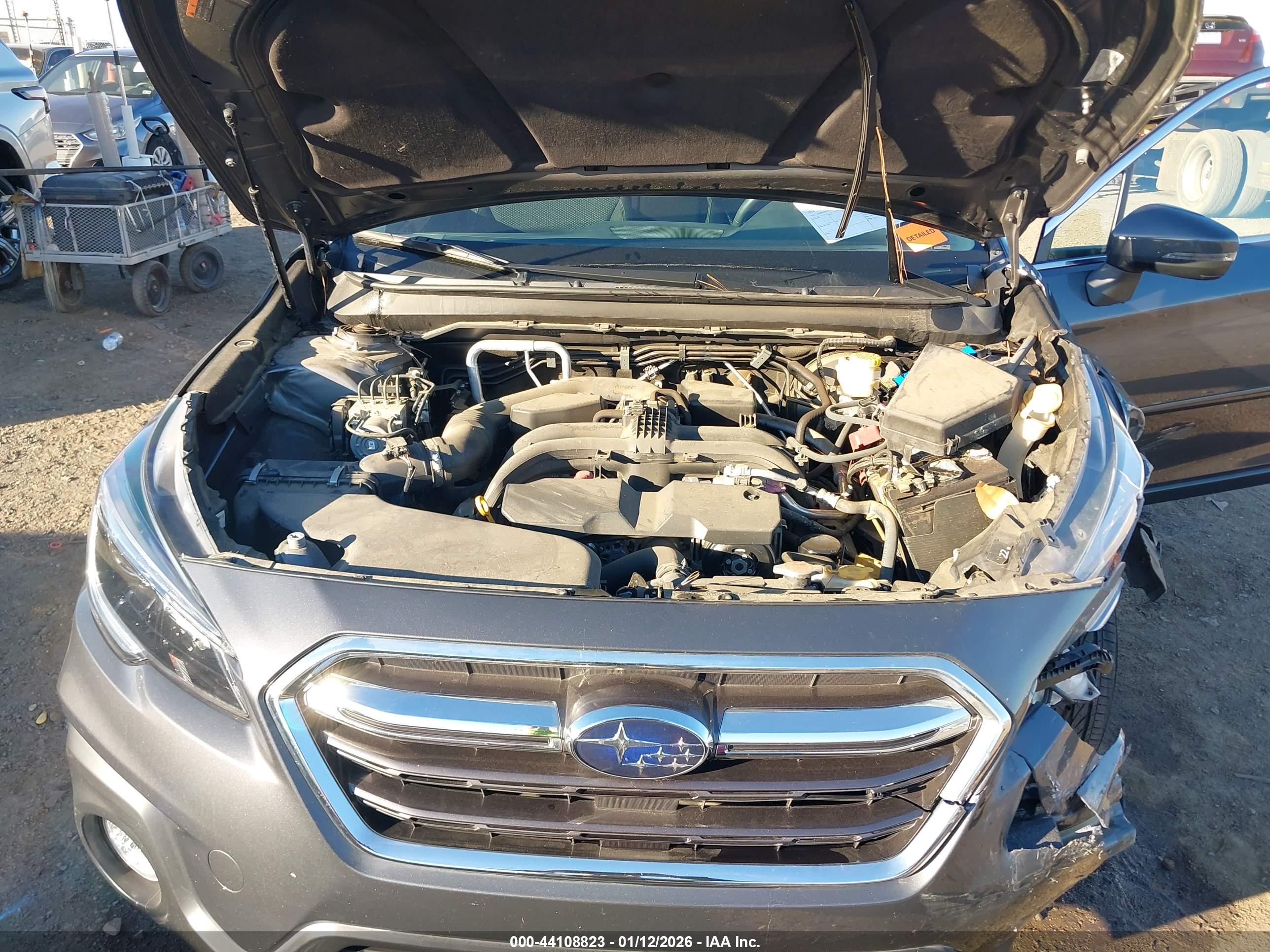 SUBARU OUTBACK image 10