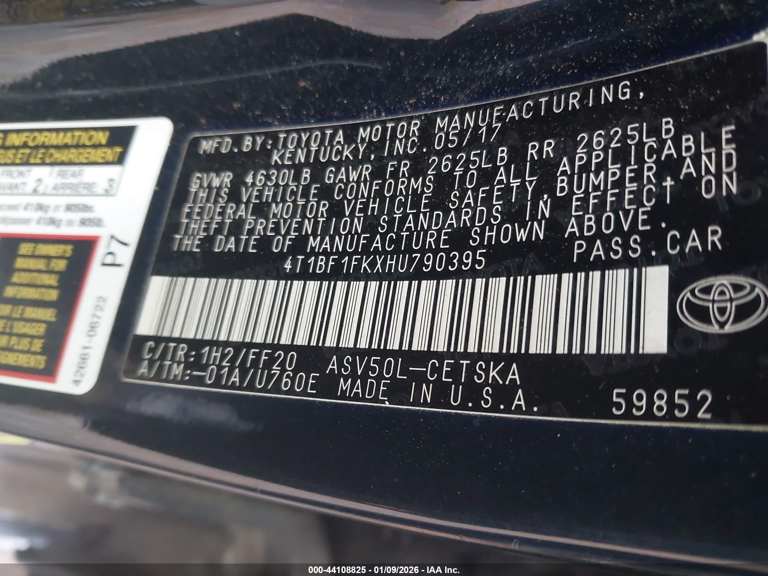 TOYOTA CAMRY image 9