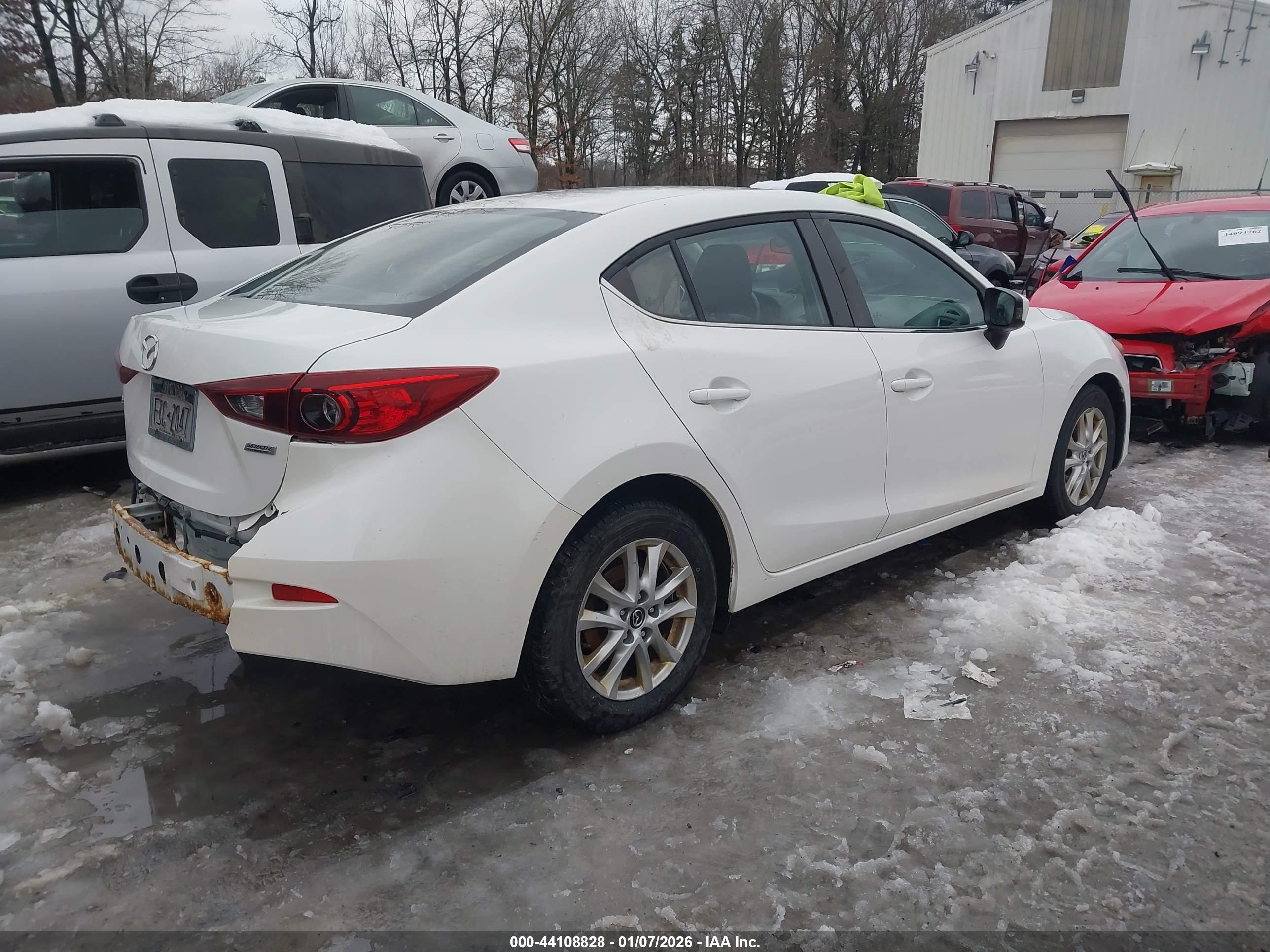 MAZDA MAZDA3 image 4