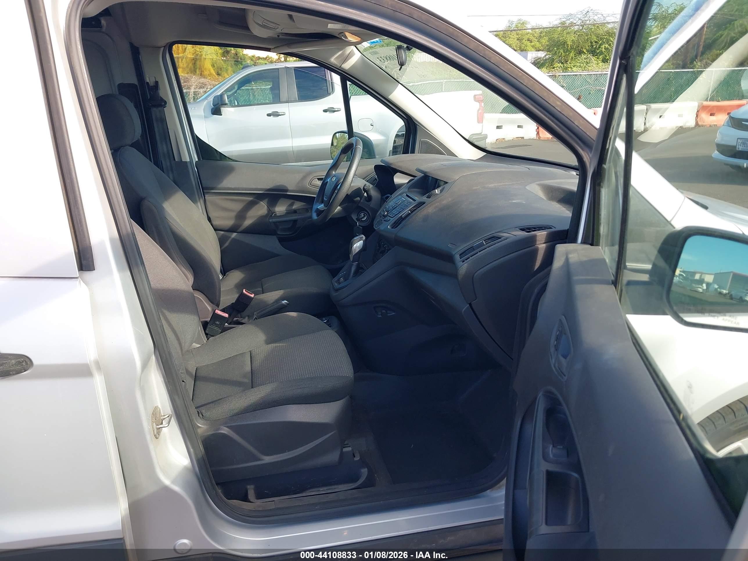 FORD TRANSIT image 5