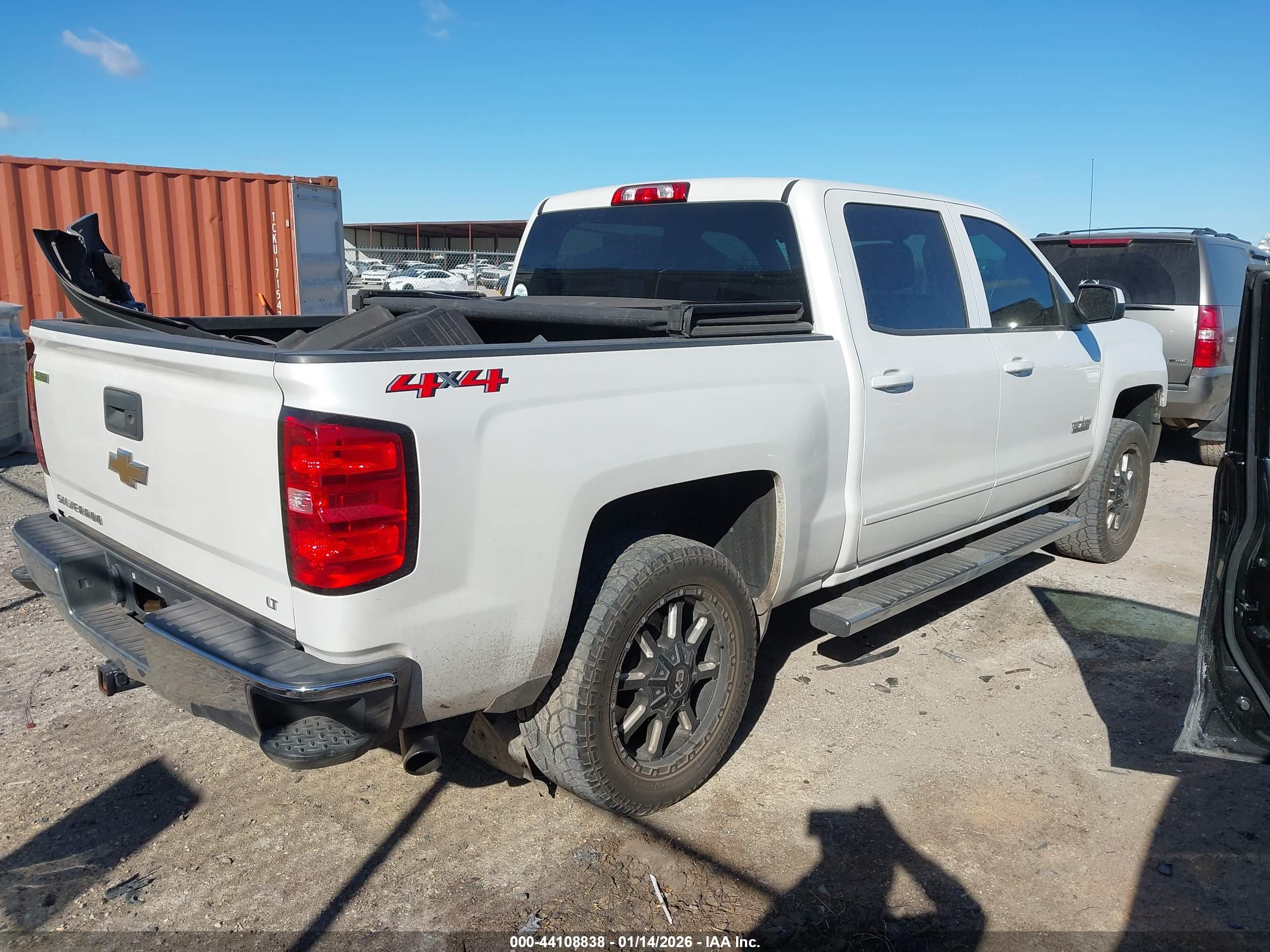 CHEVROLET SILVERADO image 4