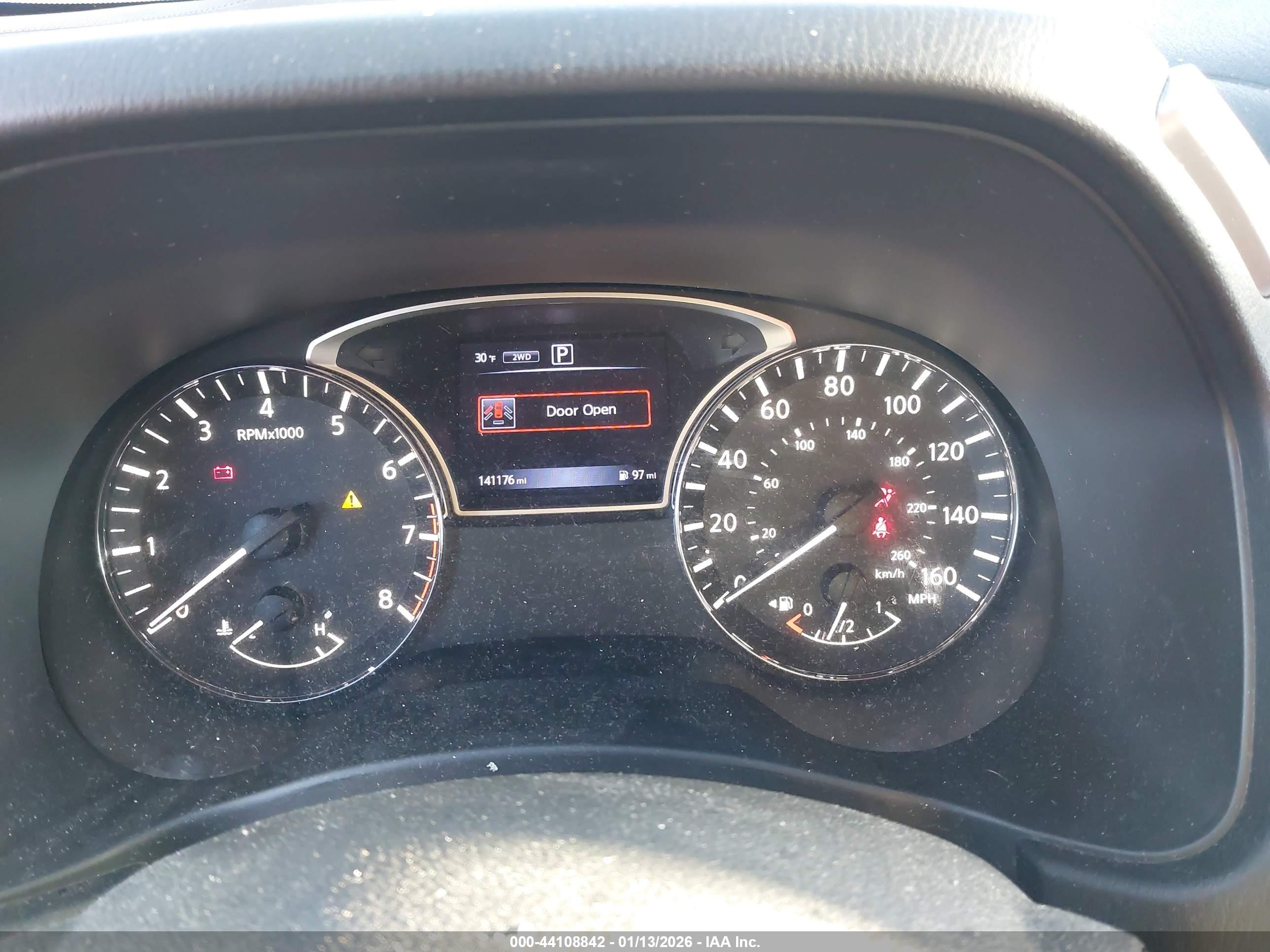 NISSAN PATHFINDER image 7