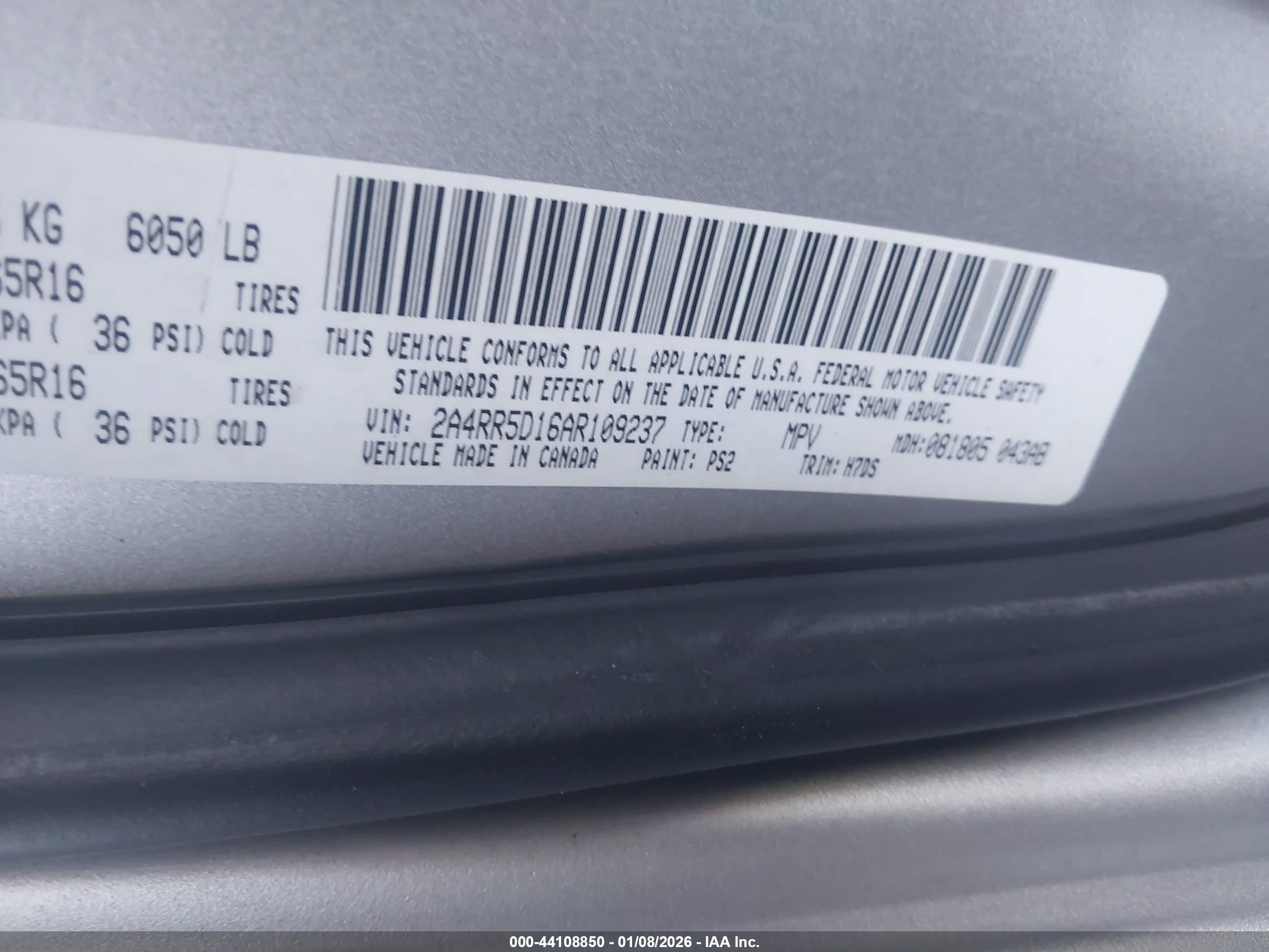CHRYSLER TOWN image 9