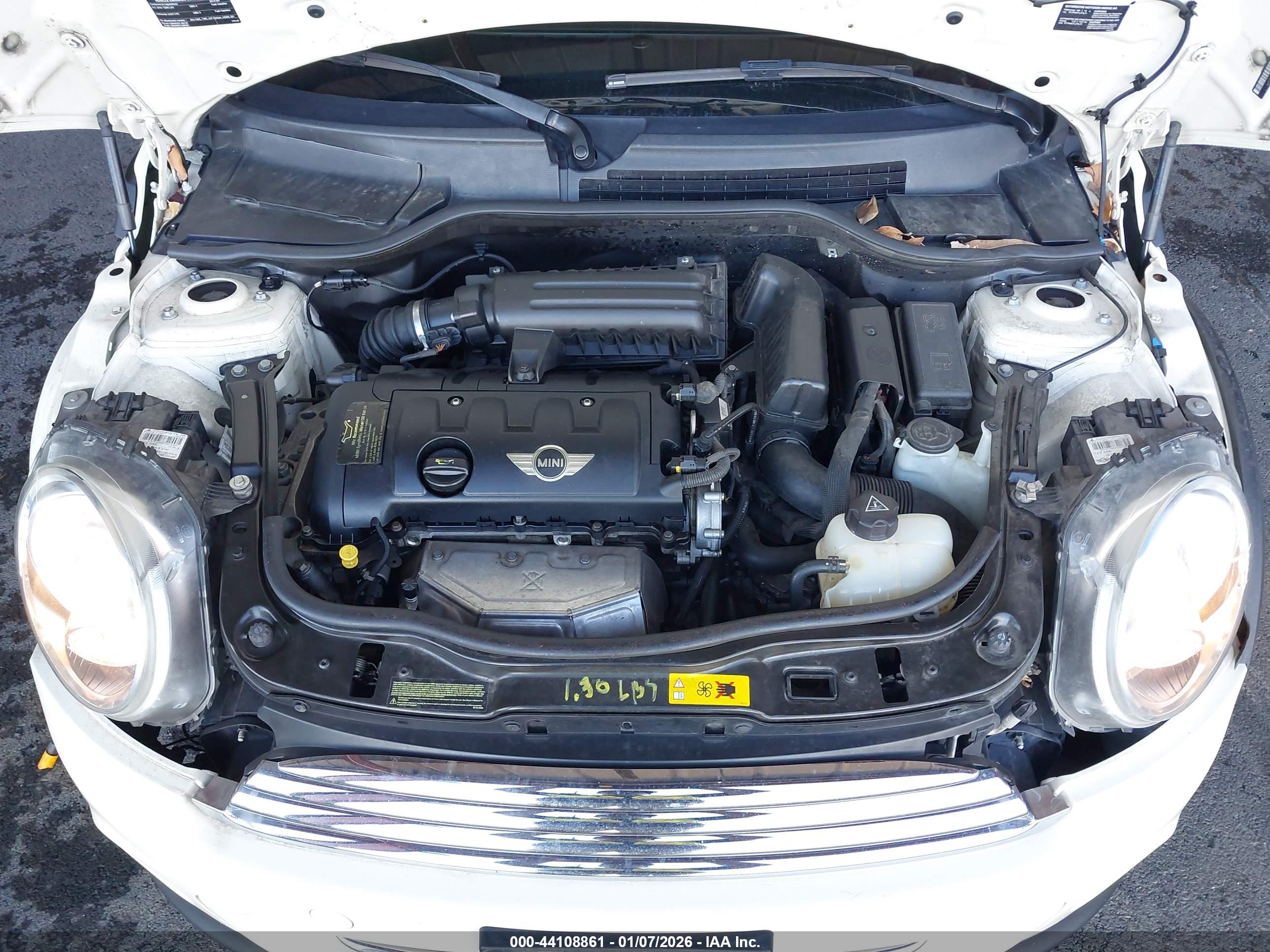MINI CLUBMAN image 10