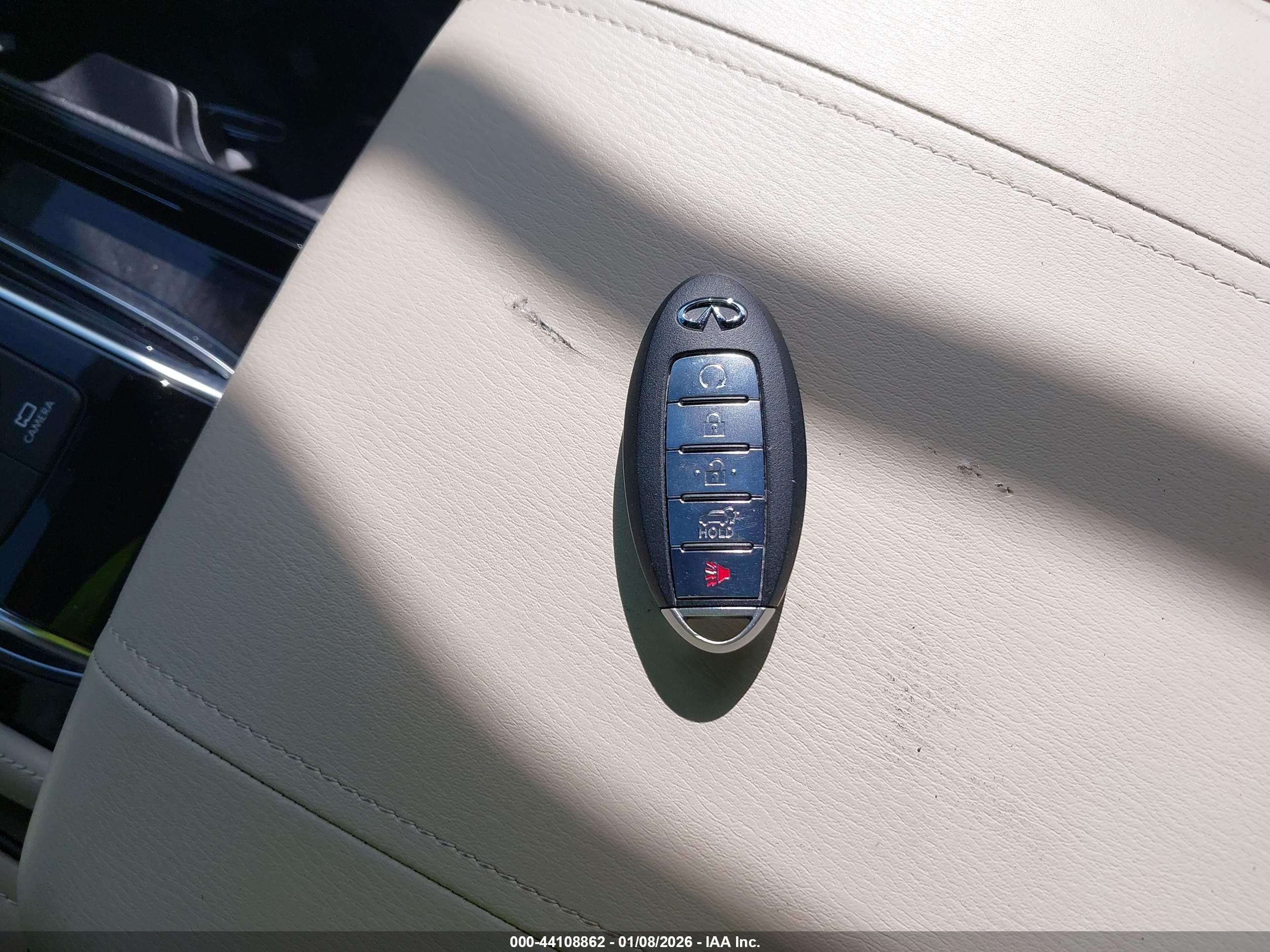 INFINITI QX80 image 11