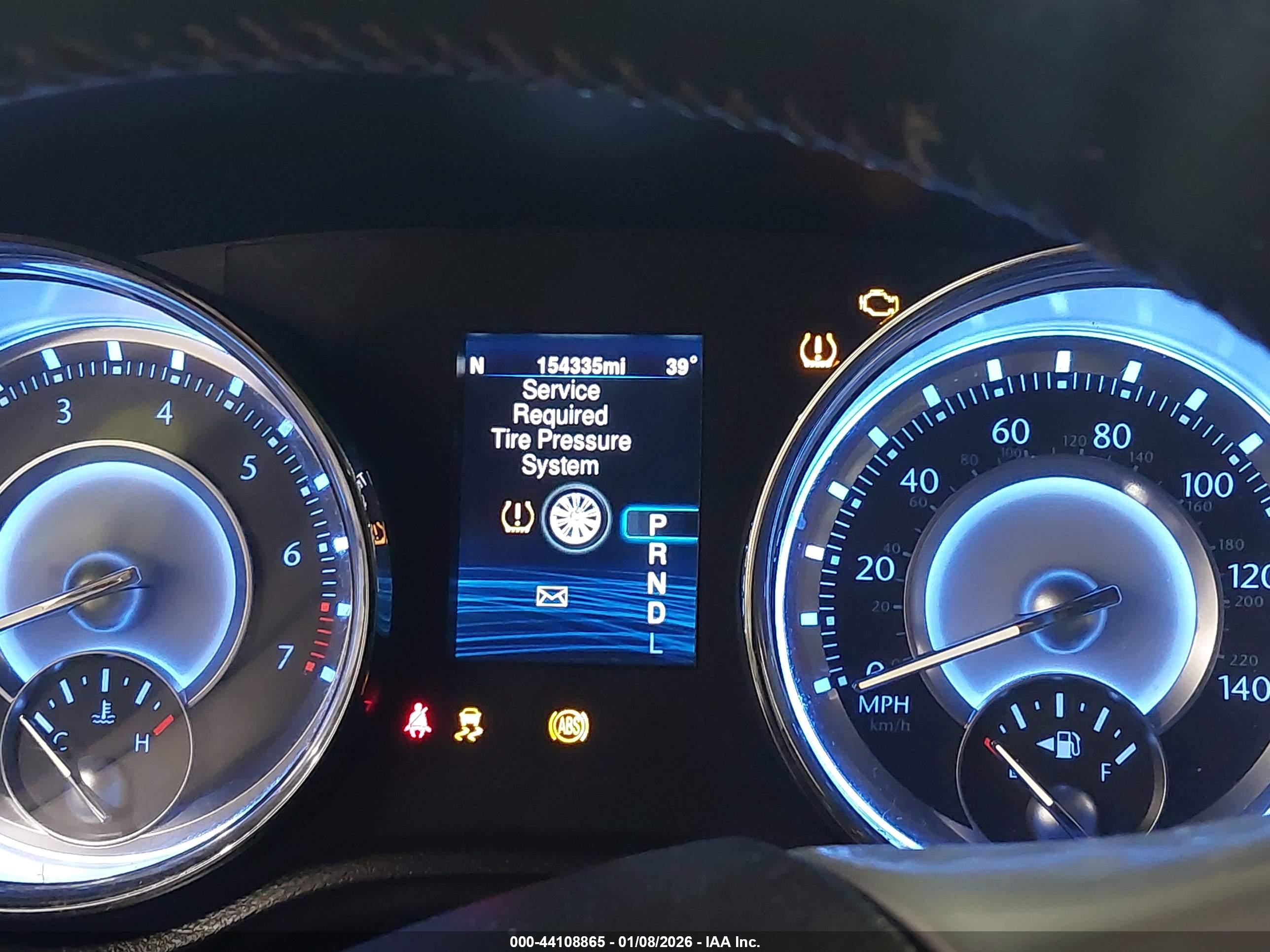 CHRYSLER 300 image 7