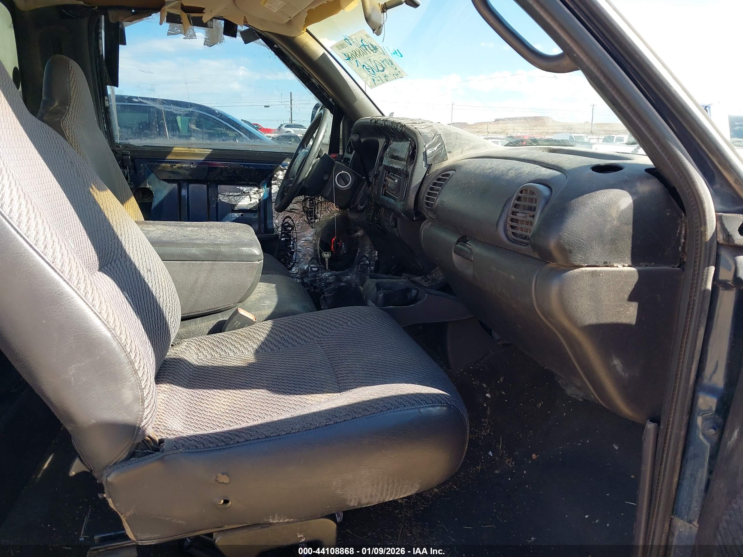 DODGE RAM image 5