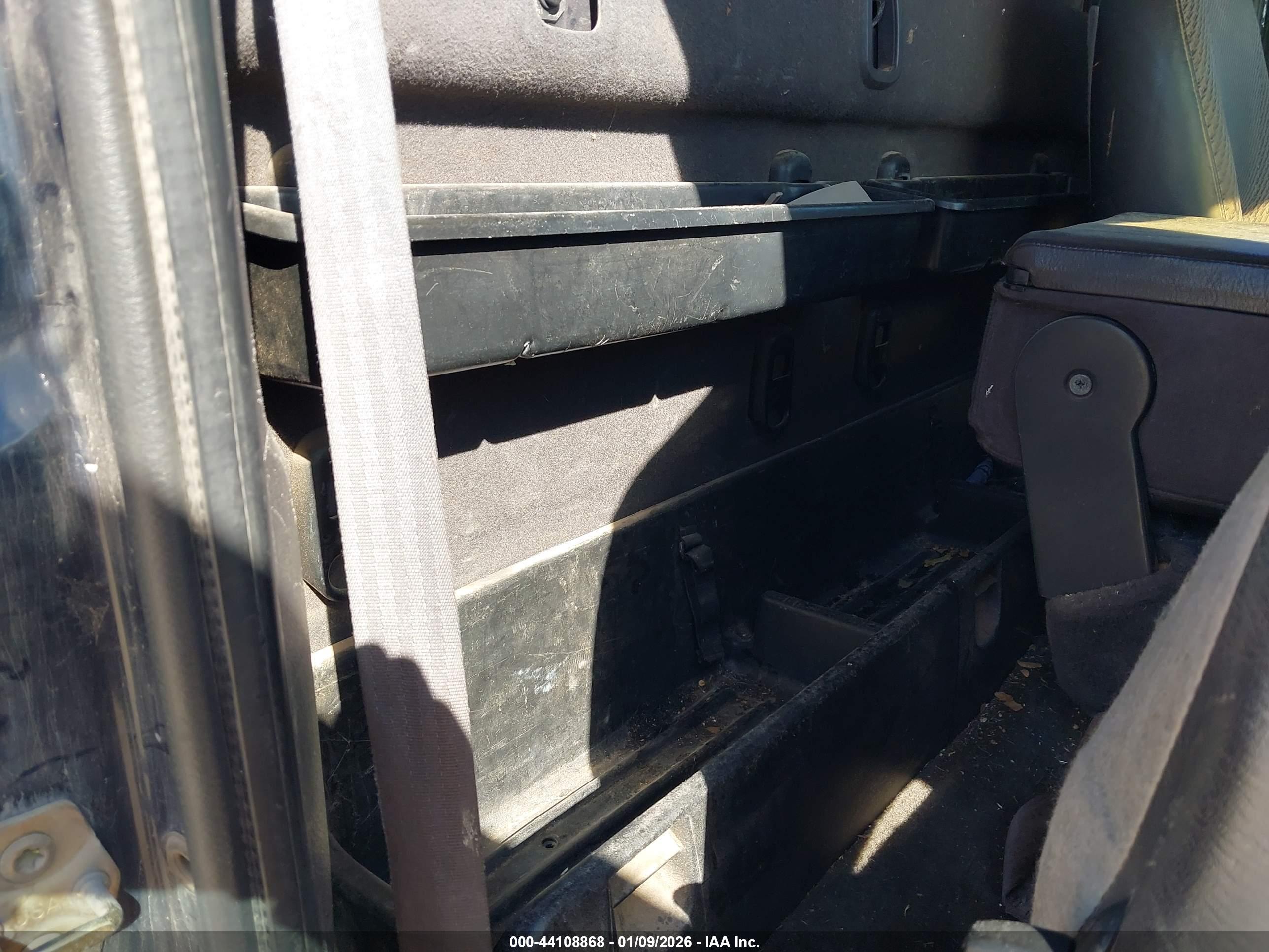 DODGE RAM image 8