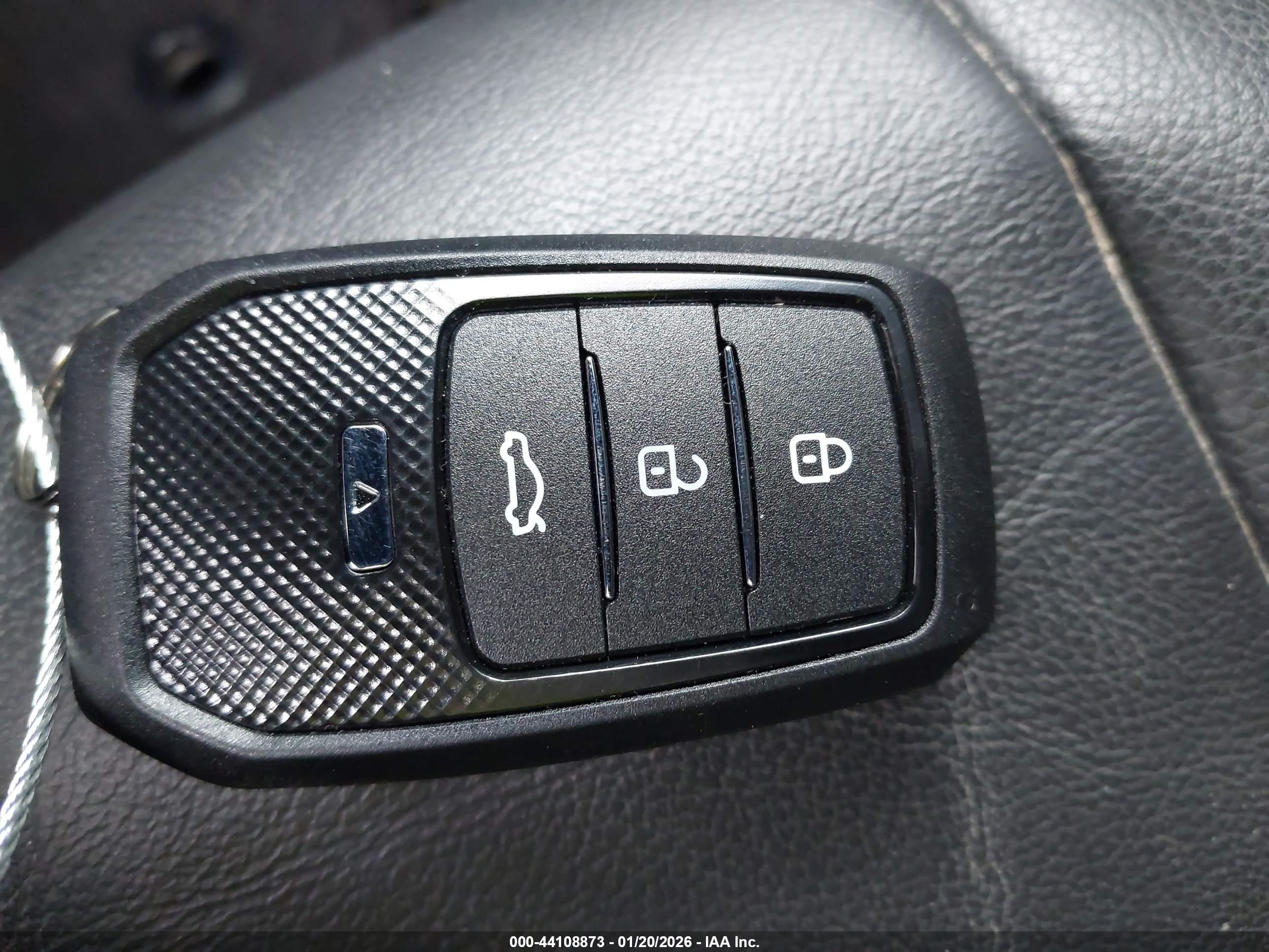 TOYOTA CAMRY image 11