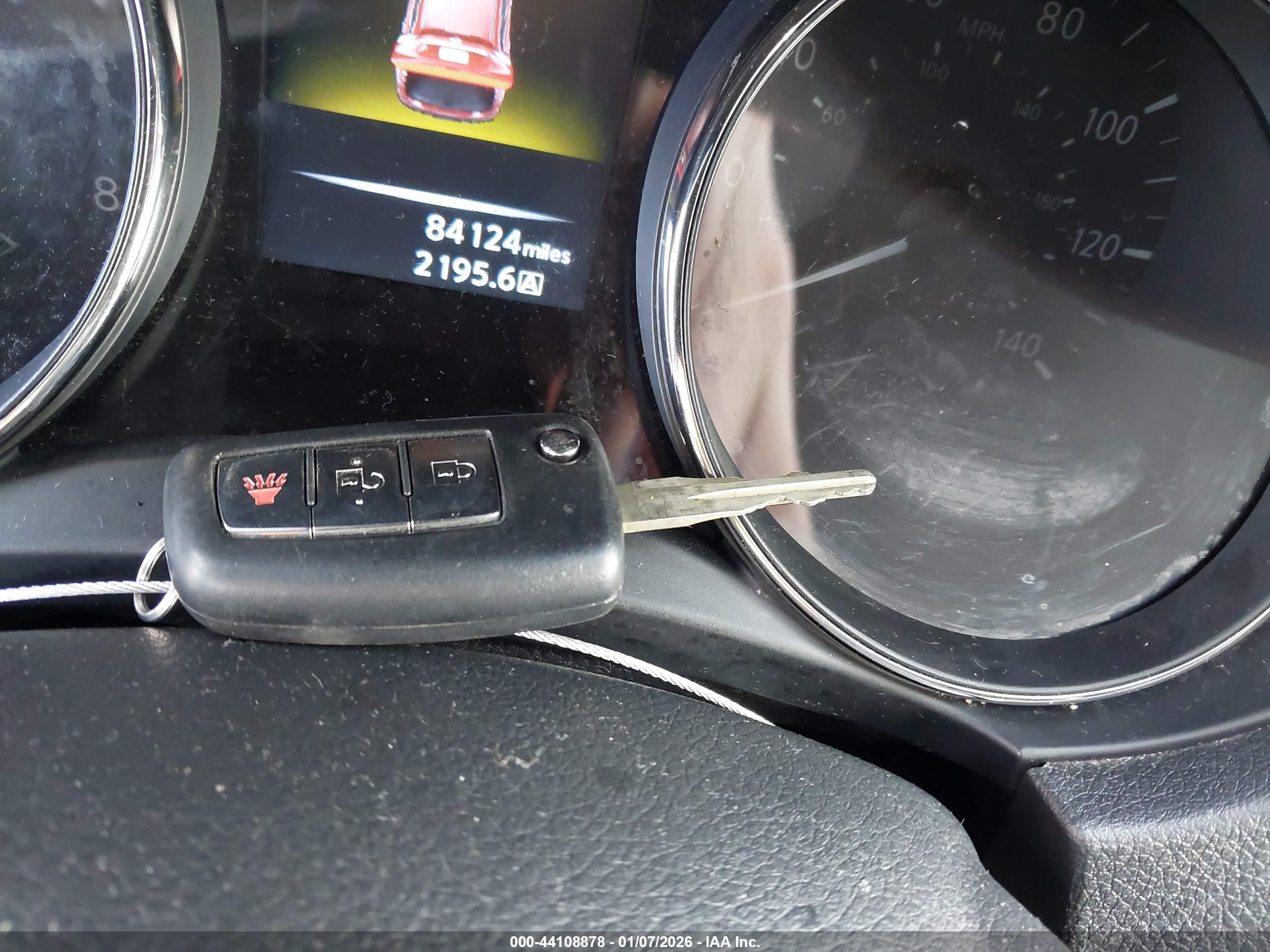 NISSAN ROGUE image 11