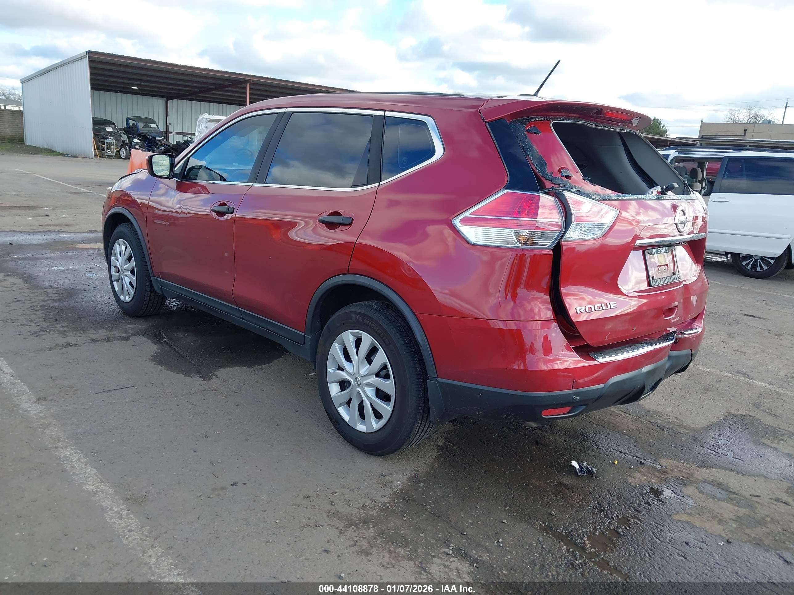 NISSAN ROGUE image 3