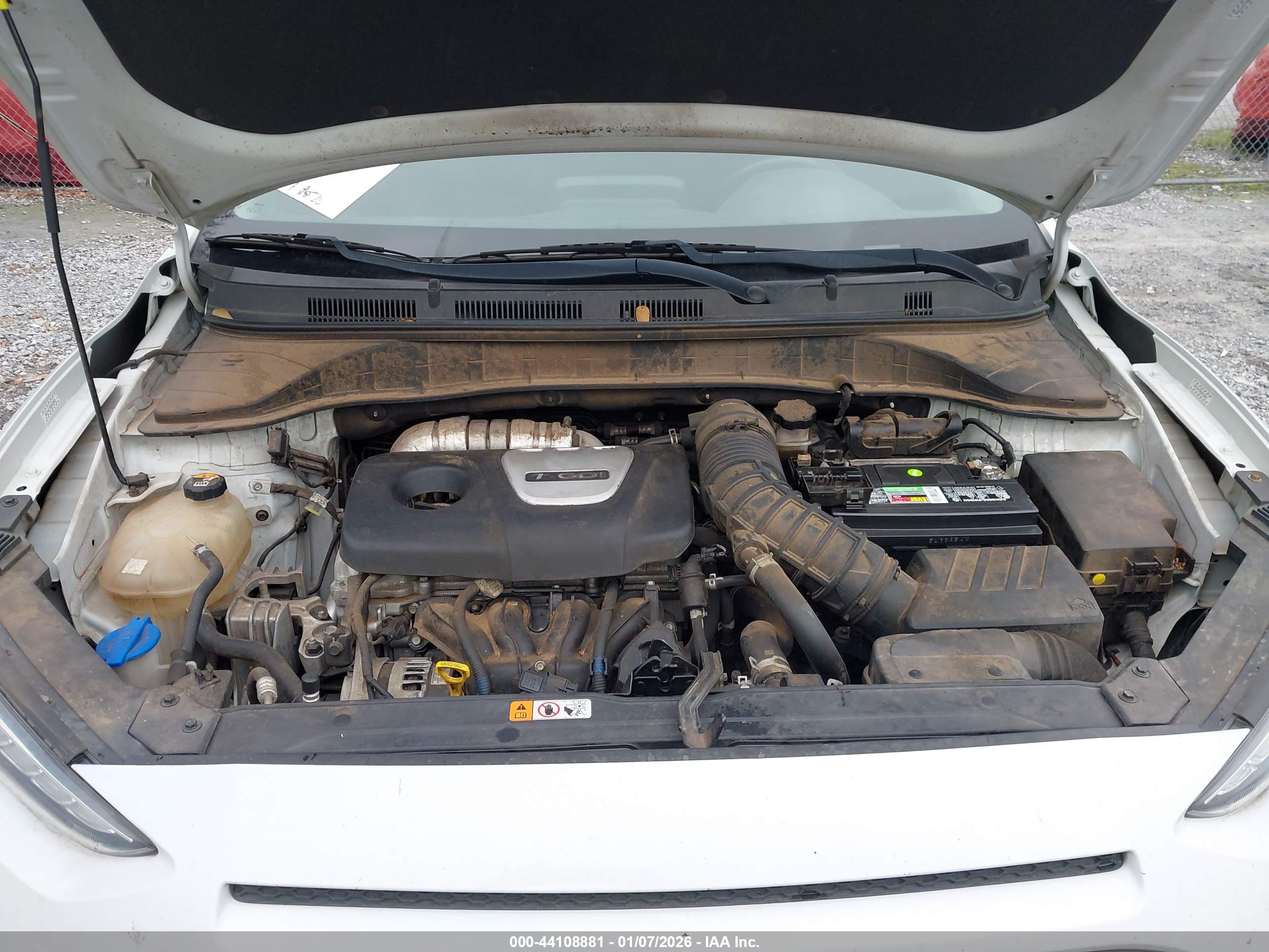 HYUNDAI KONA image 10