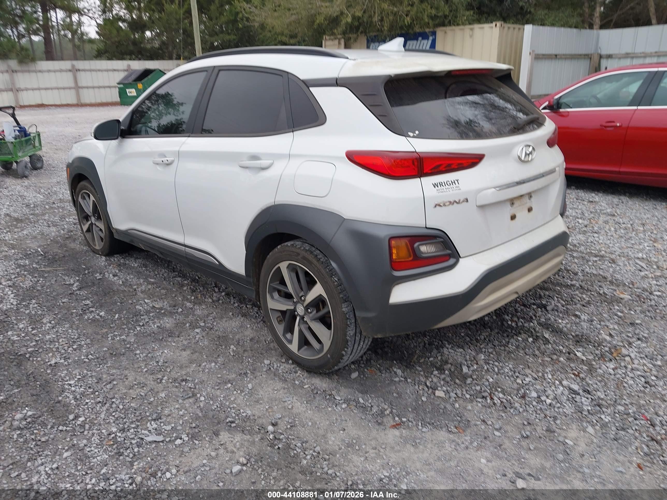 HYUNDAI KONA image 3
