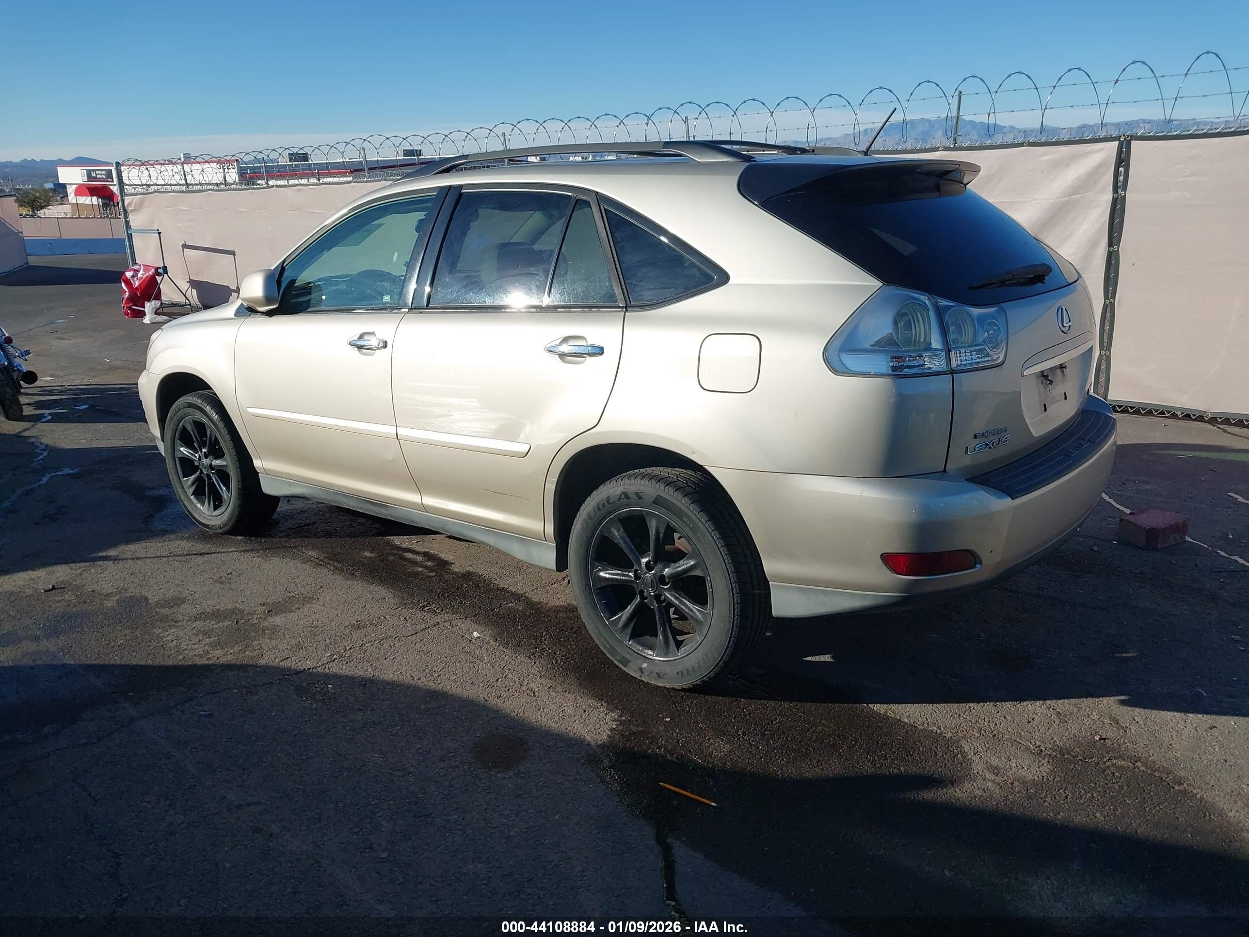 LEXUS RX image 3