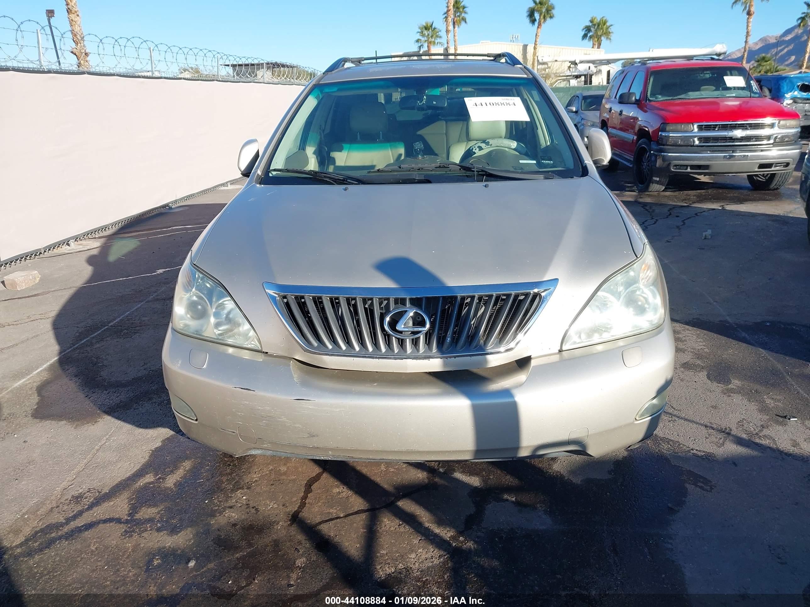 LEXUS RX image 6
