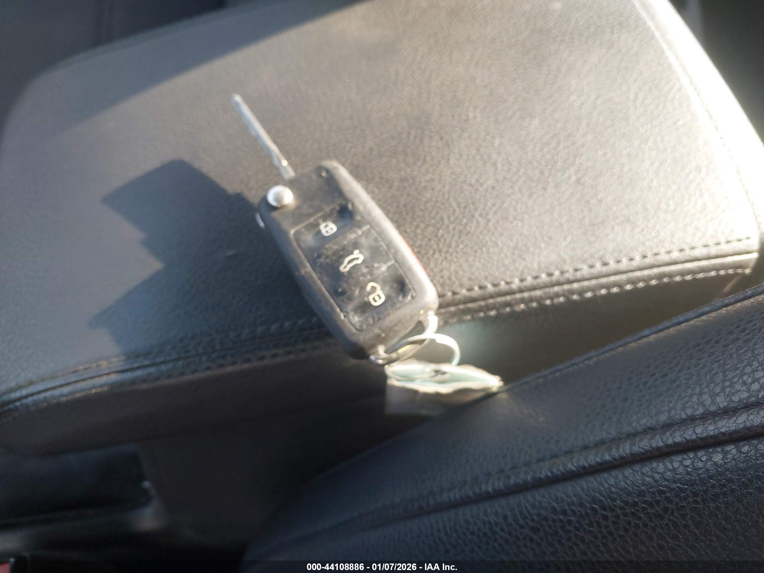 VOLKSWAGEN PASSAT image 11