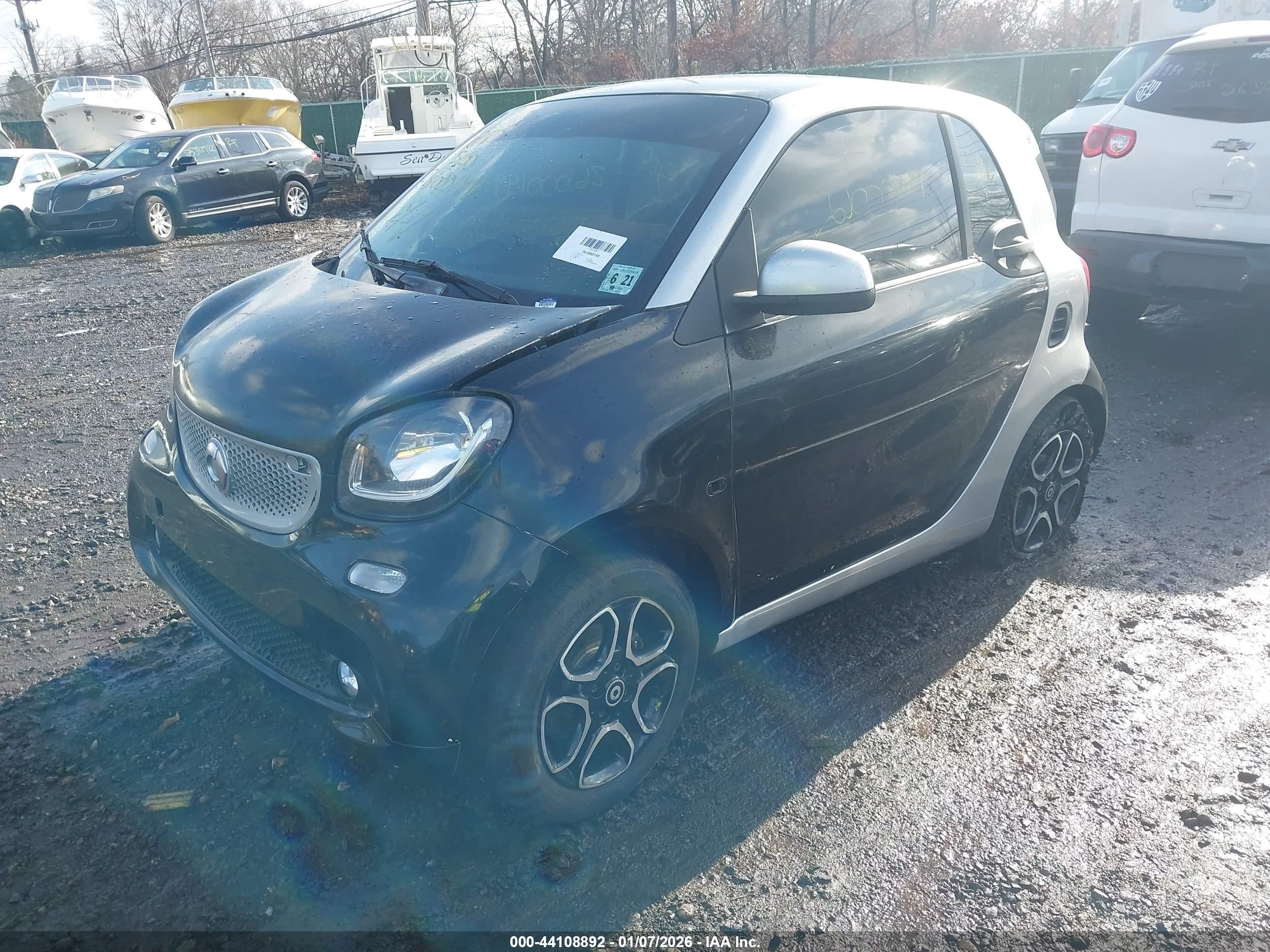 SMART FORTWO image 2